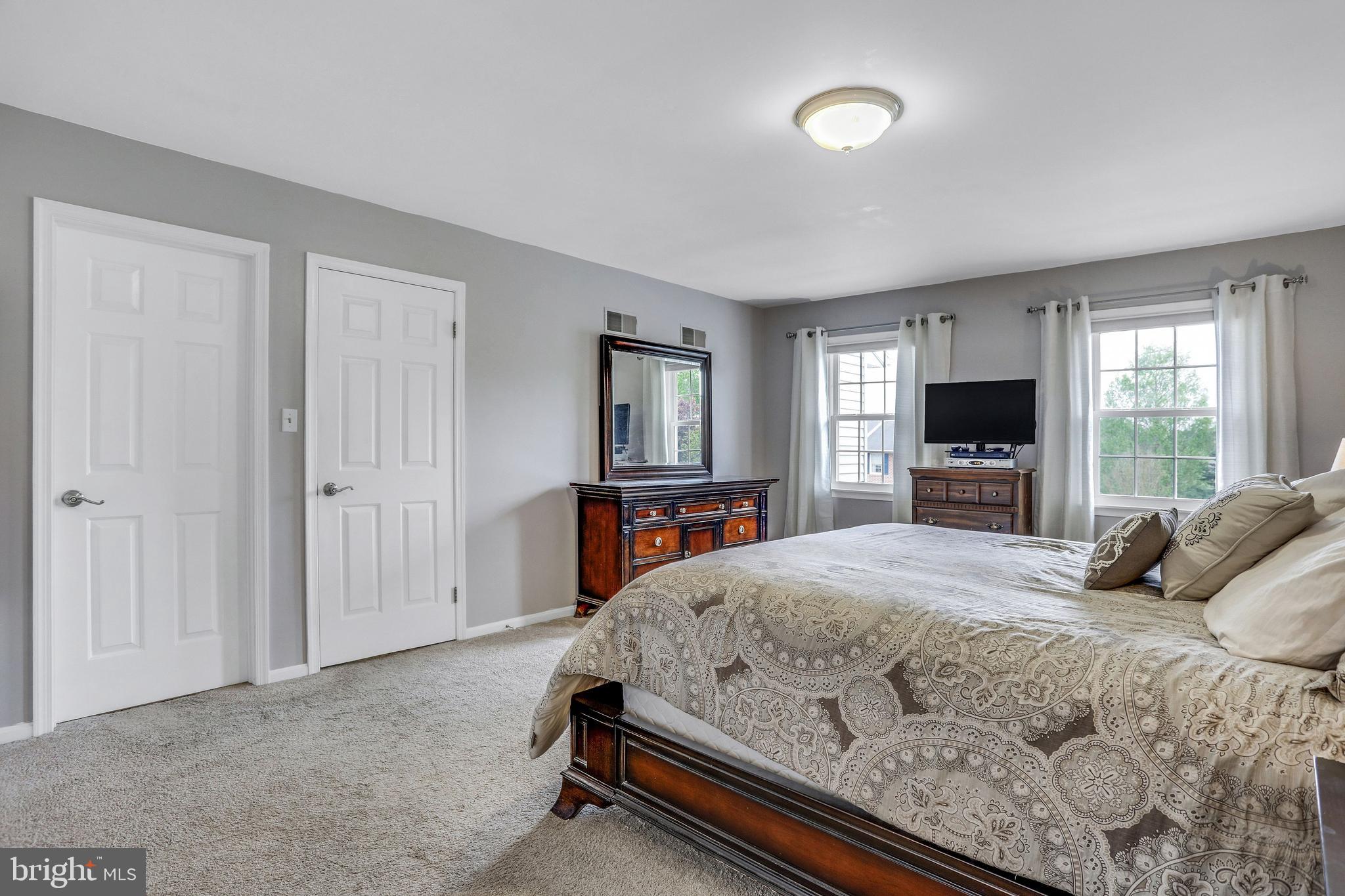 PEACHTREE VILLAGE - Residential