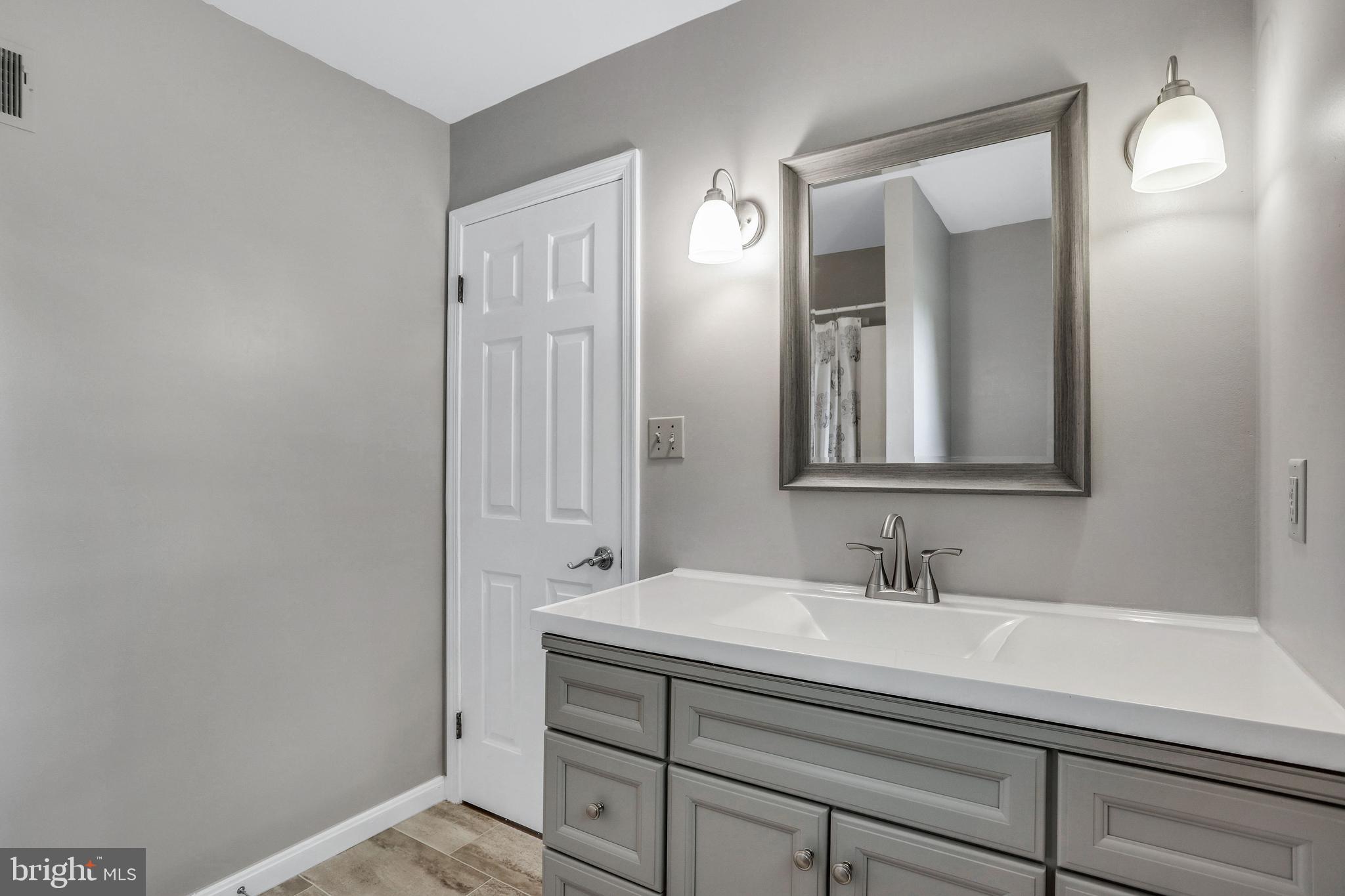 PEACHTREE VILLAGE - Residential