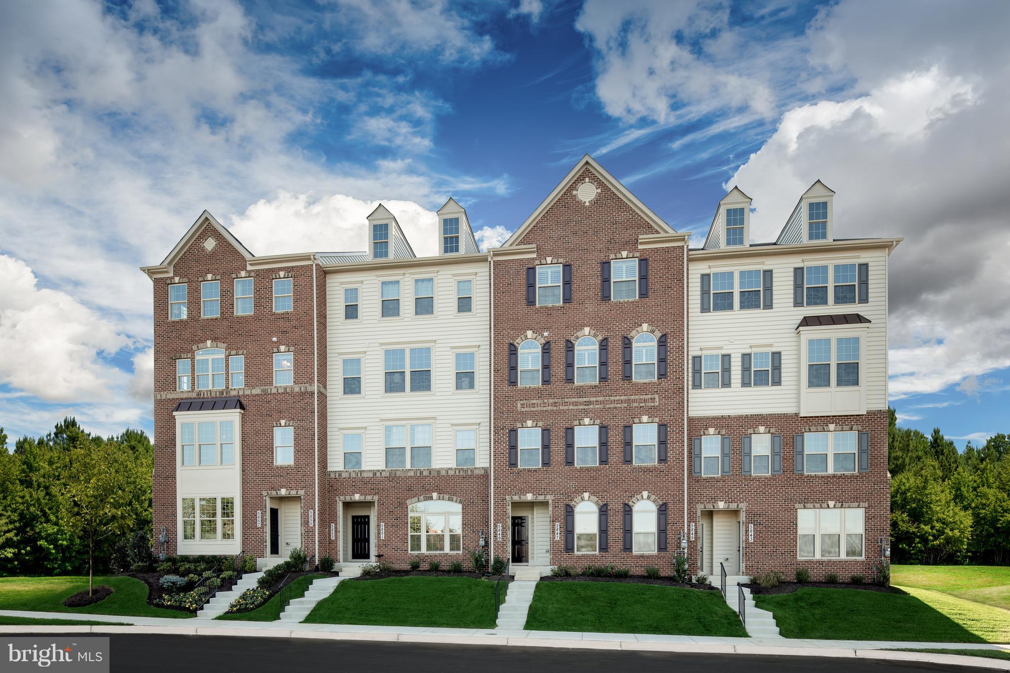 OAKDALE VILLAGE - Residential