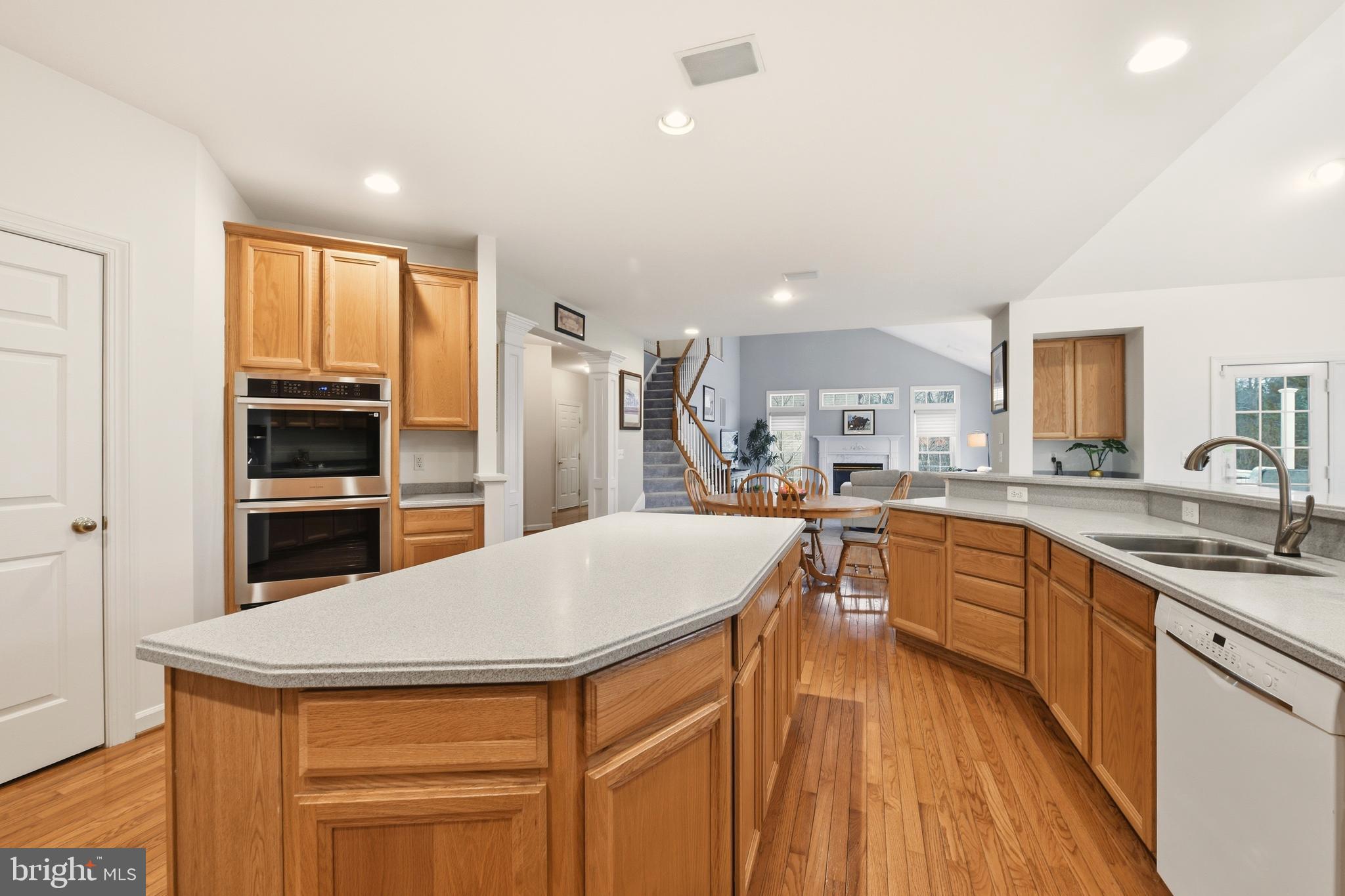 OAK VALLEY - Residential