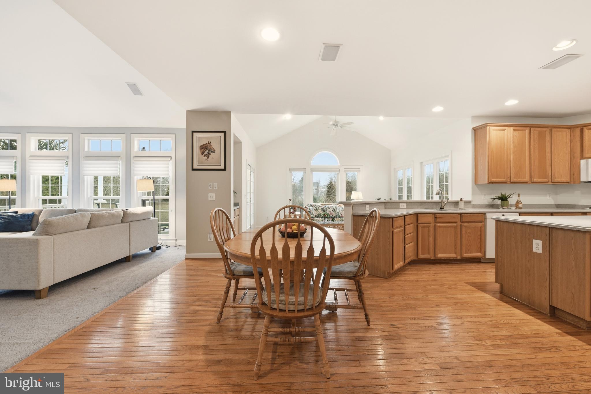 OAK VALLEY - Residential