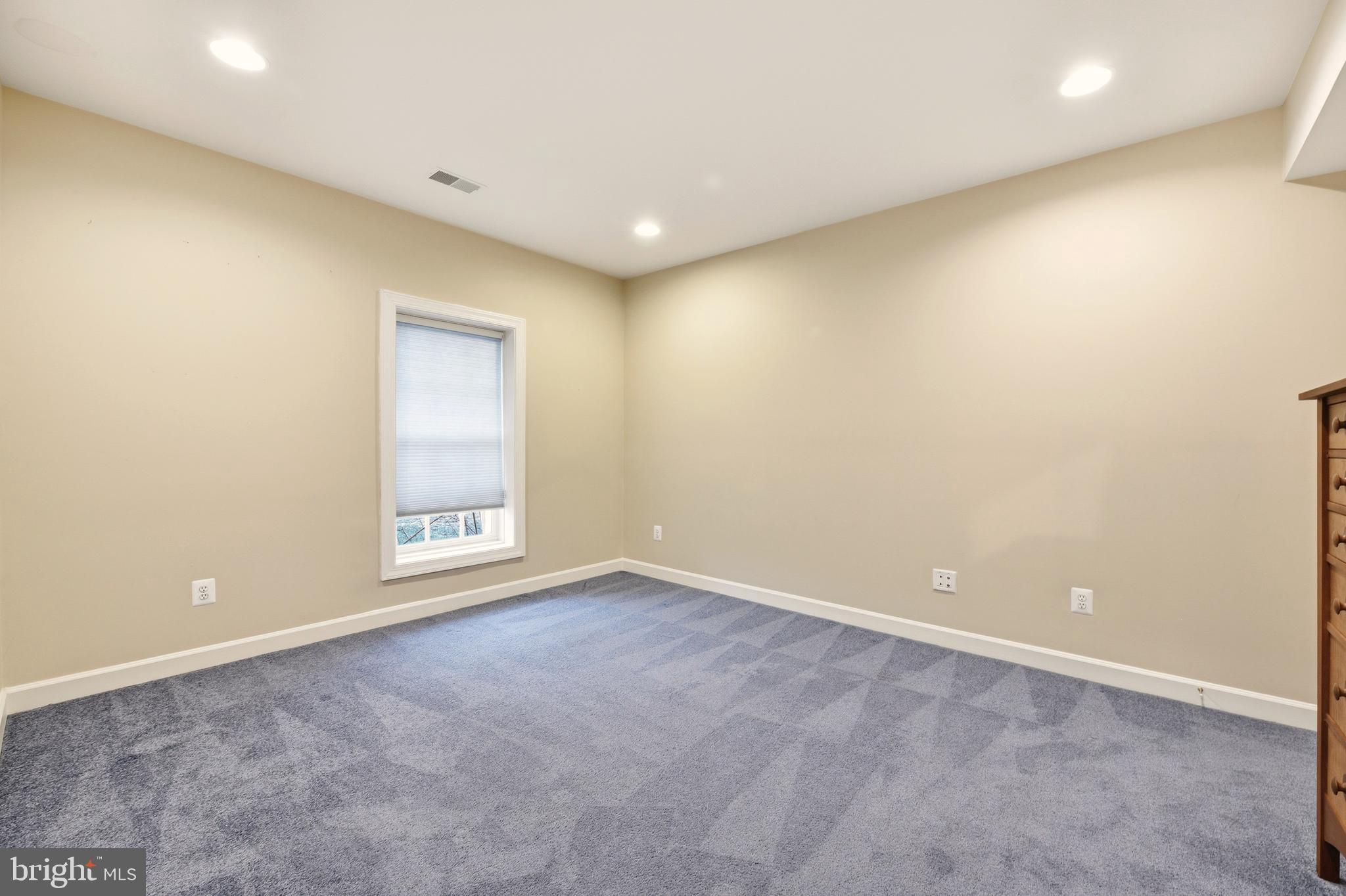 OAK VALLEY - Residential