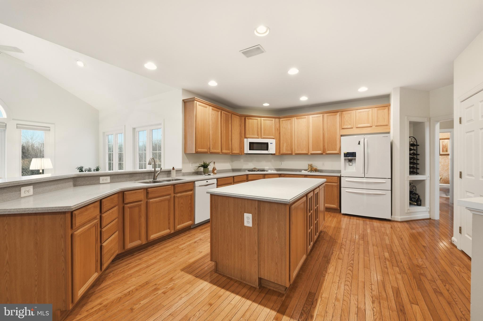 OAK VALLEY - Residential