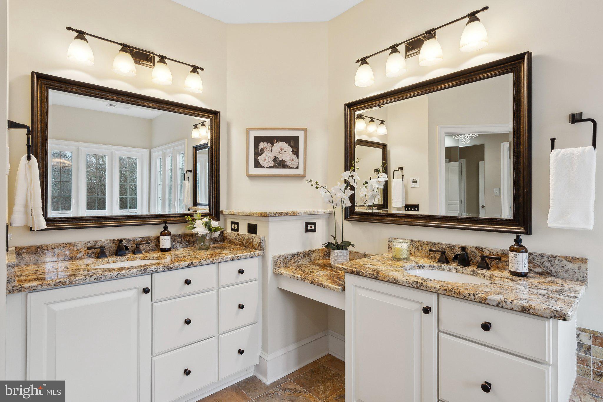 SEVEN HILLS ESTATES - Residential