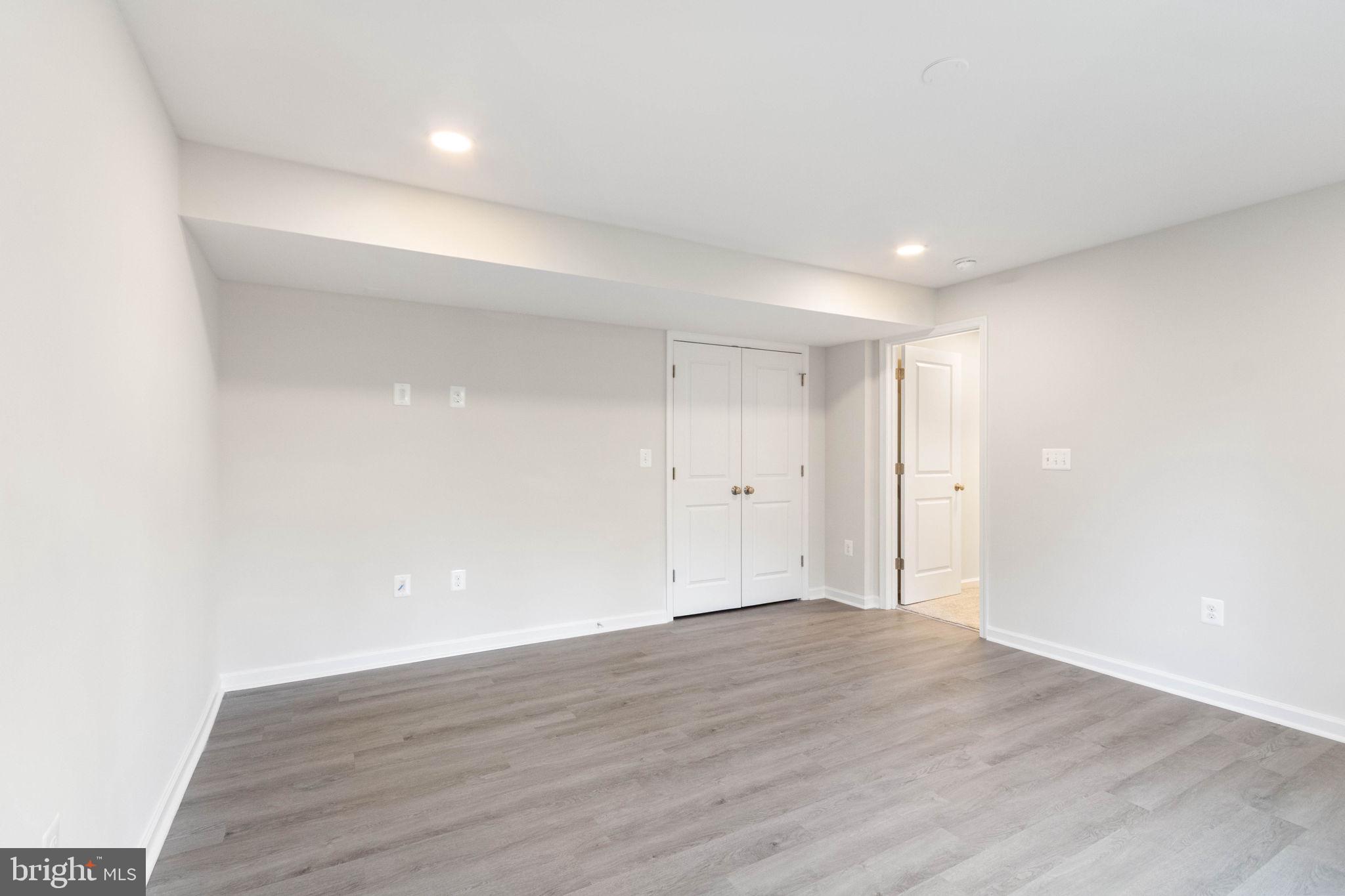 FAWN LAKE - Residential