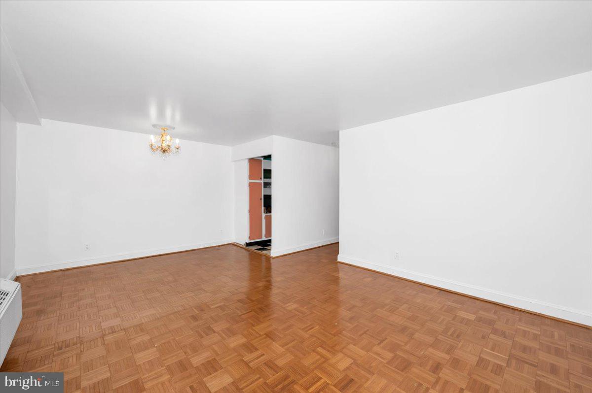 WASHINGTON TOWER - Residential