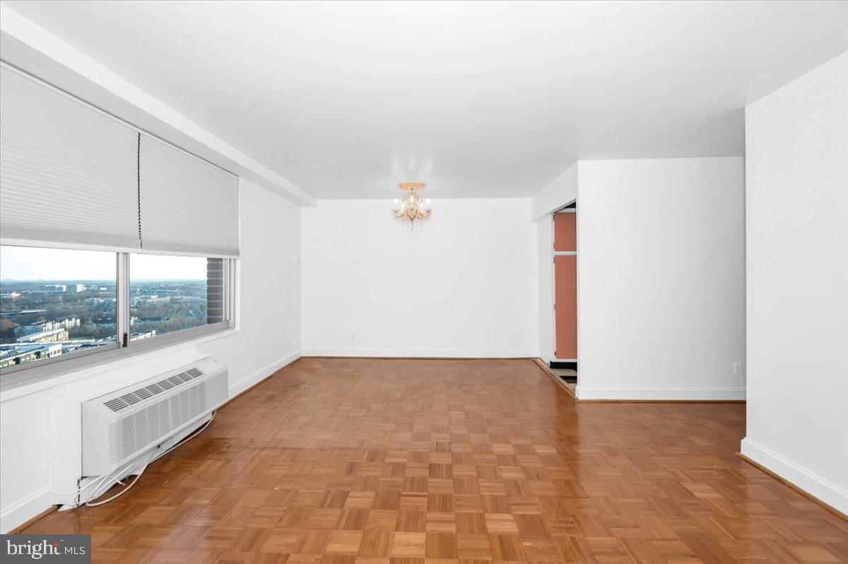 WASHINGTON TOWER - Residential