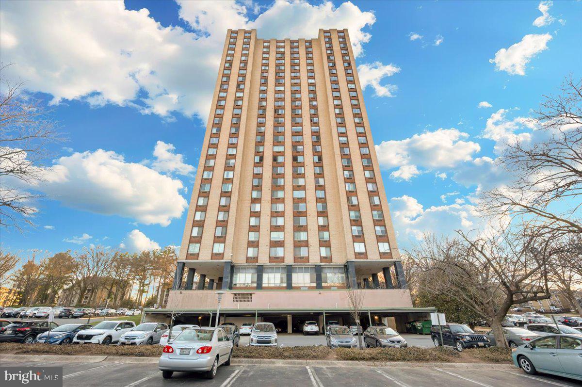 WASHINGTON TOWER - Residential