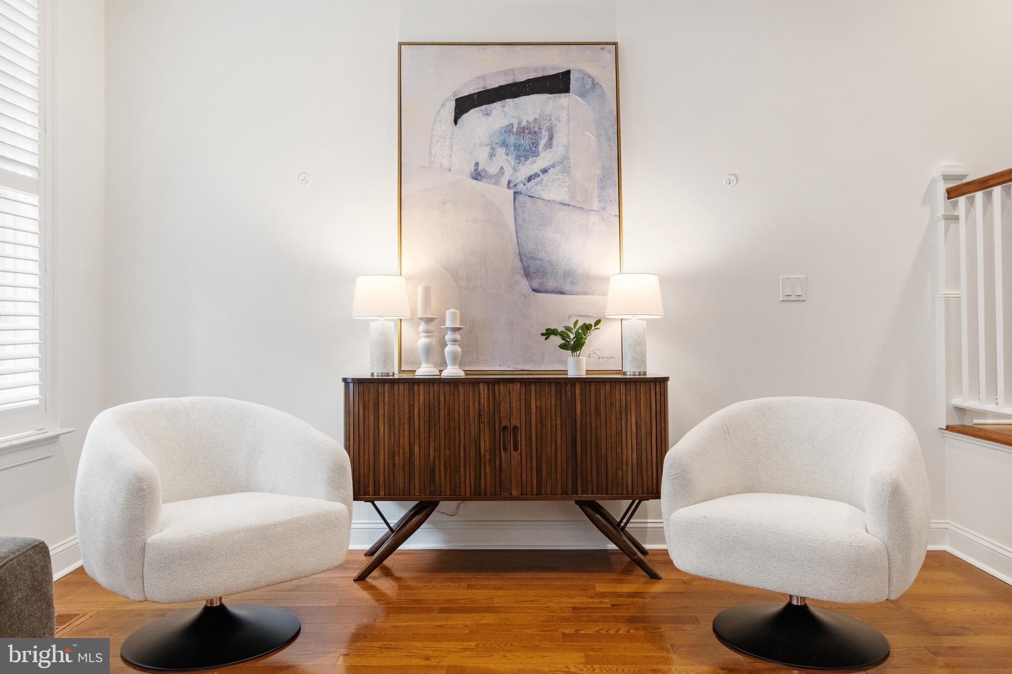 SOCIETY HILL - Residential