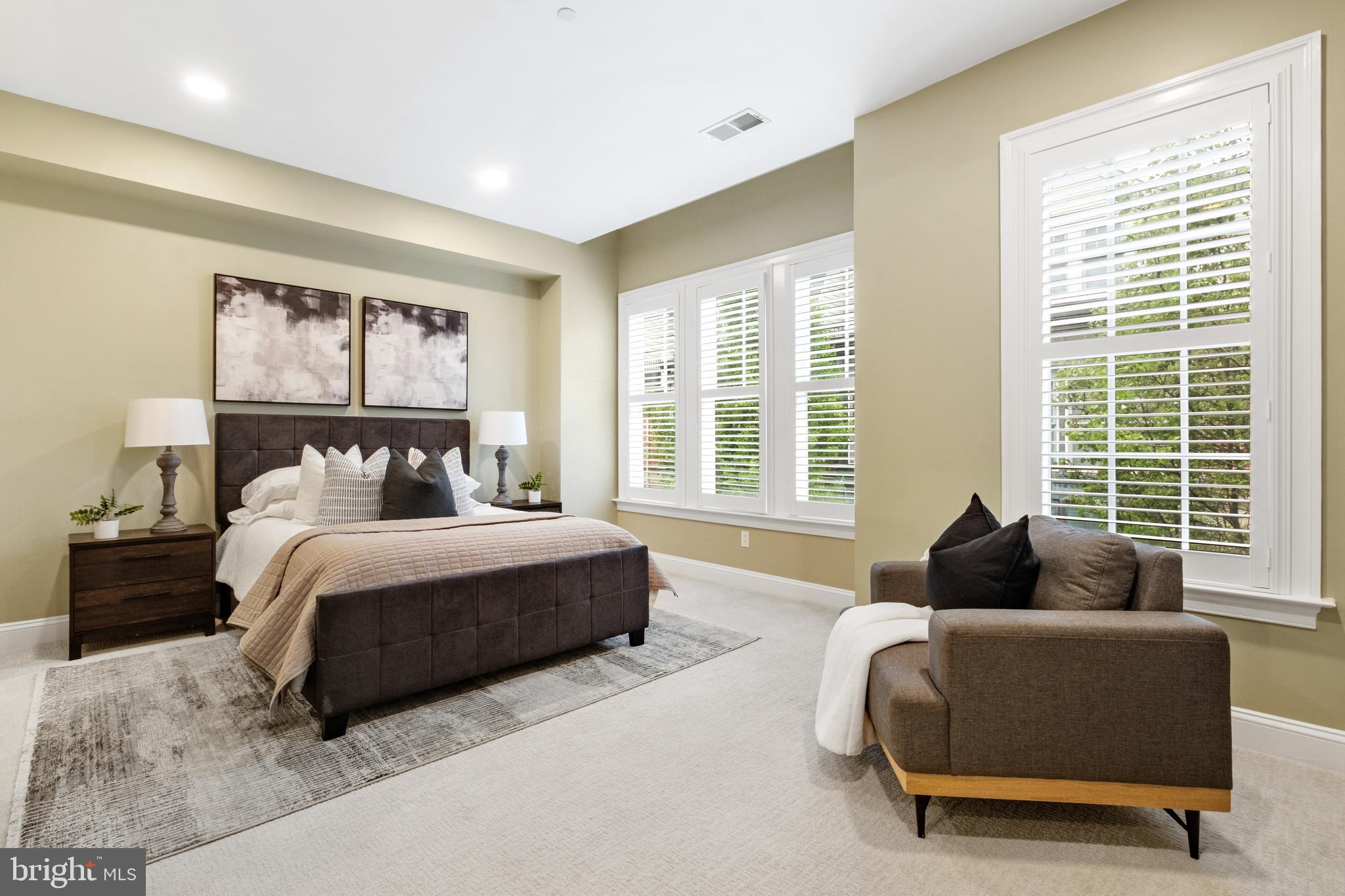 SOCIETY HILL - Residential