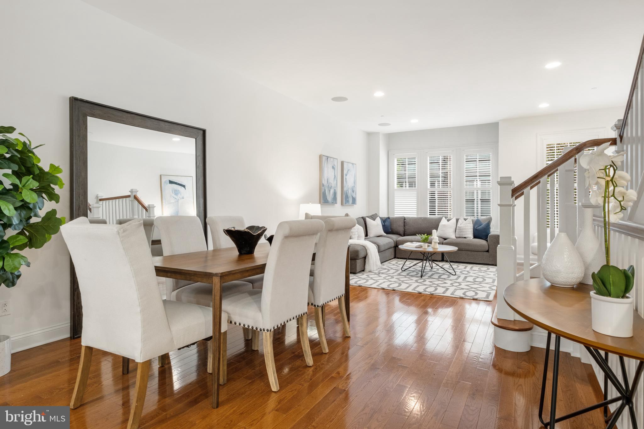 SOCIETY HILL - Residential