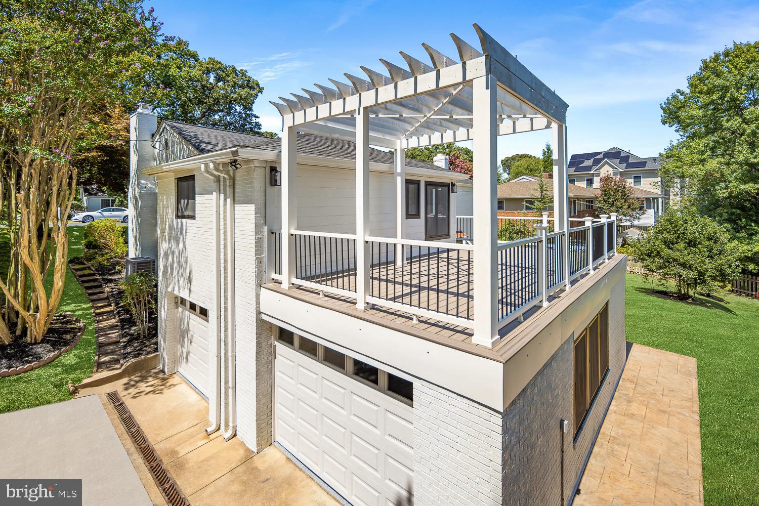 STRATFORD HILLS - Residential