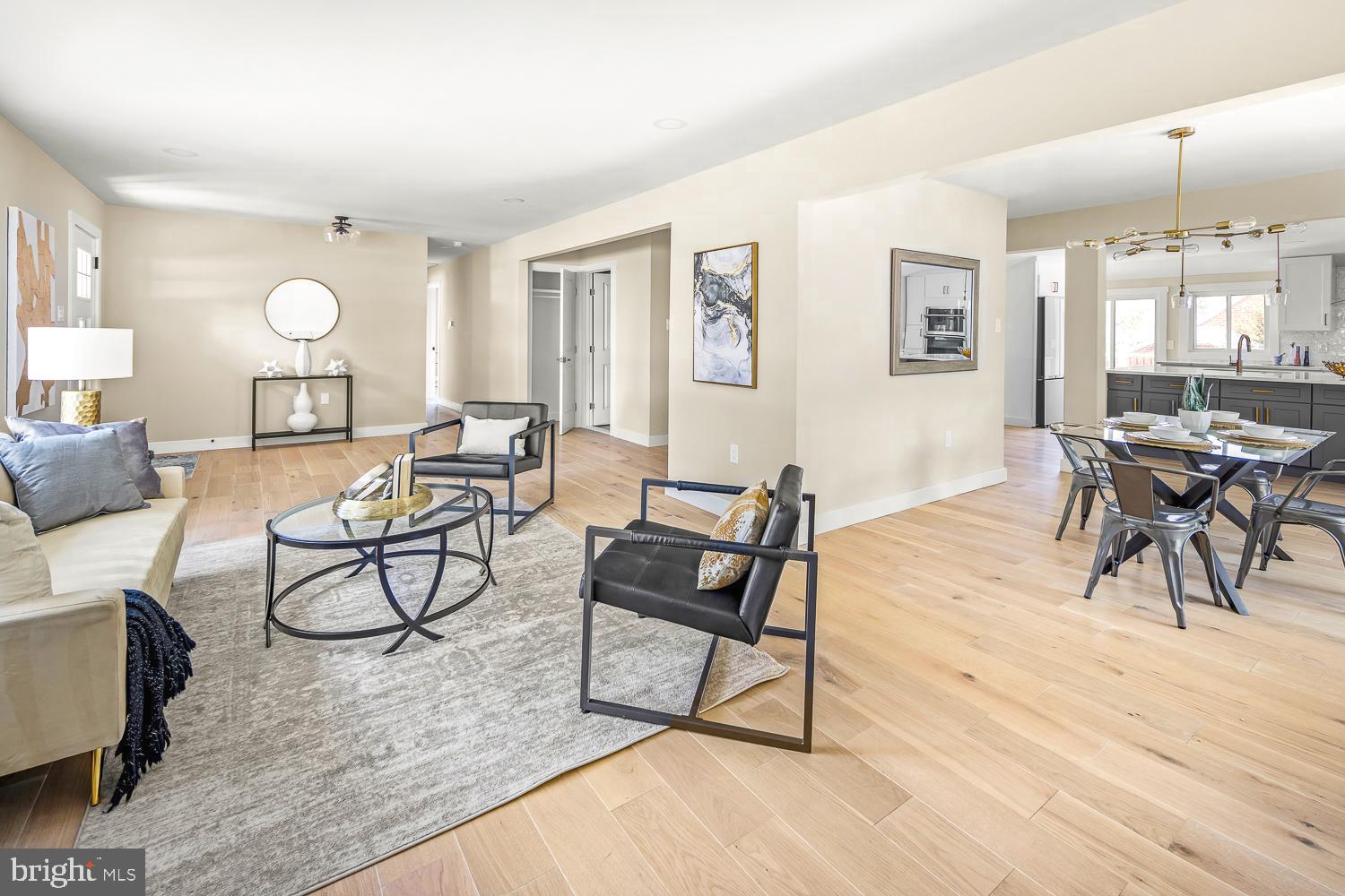 STRATFORD HILLS - Residential