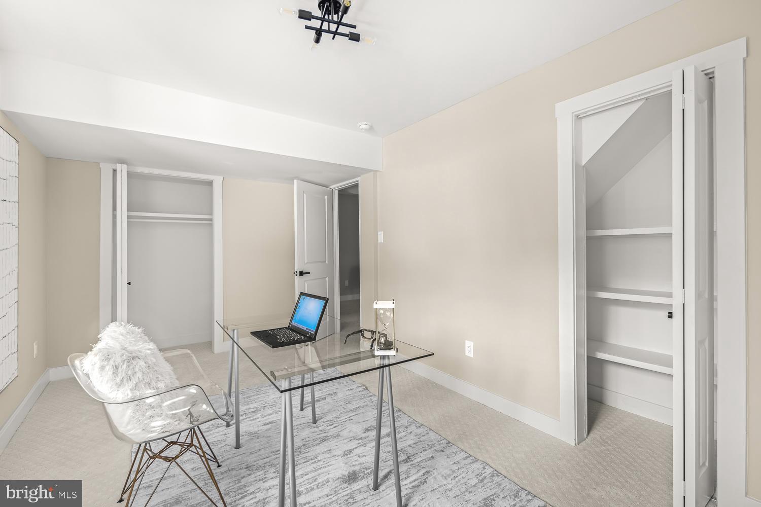 STRATFORD HILLS - Residential