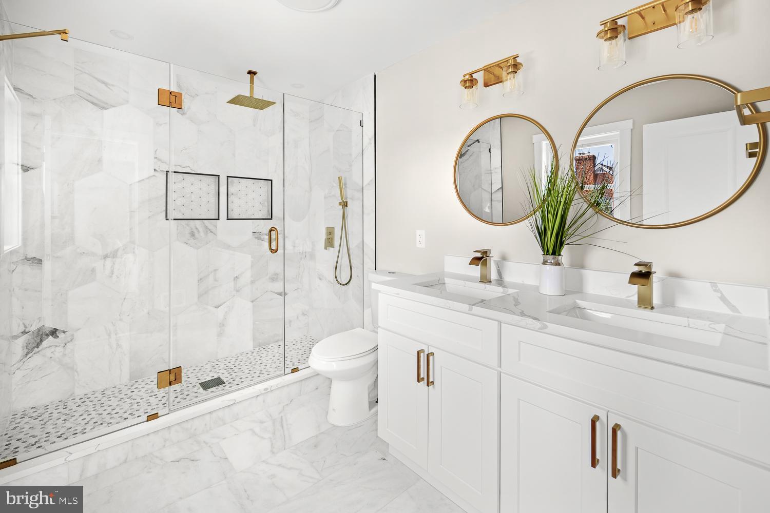 STRATFORD HILLS - Residential