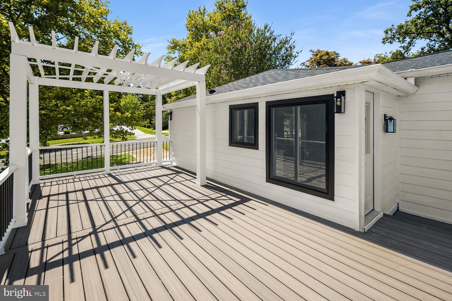 STRATFORD HILLS - Residential