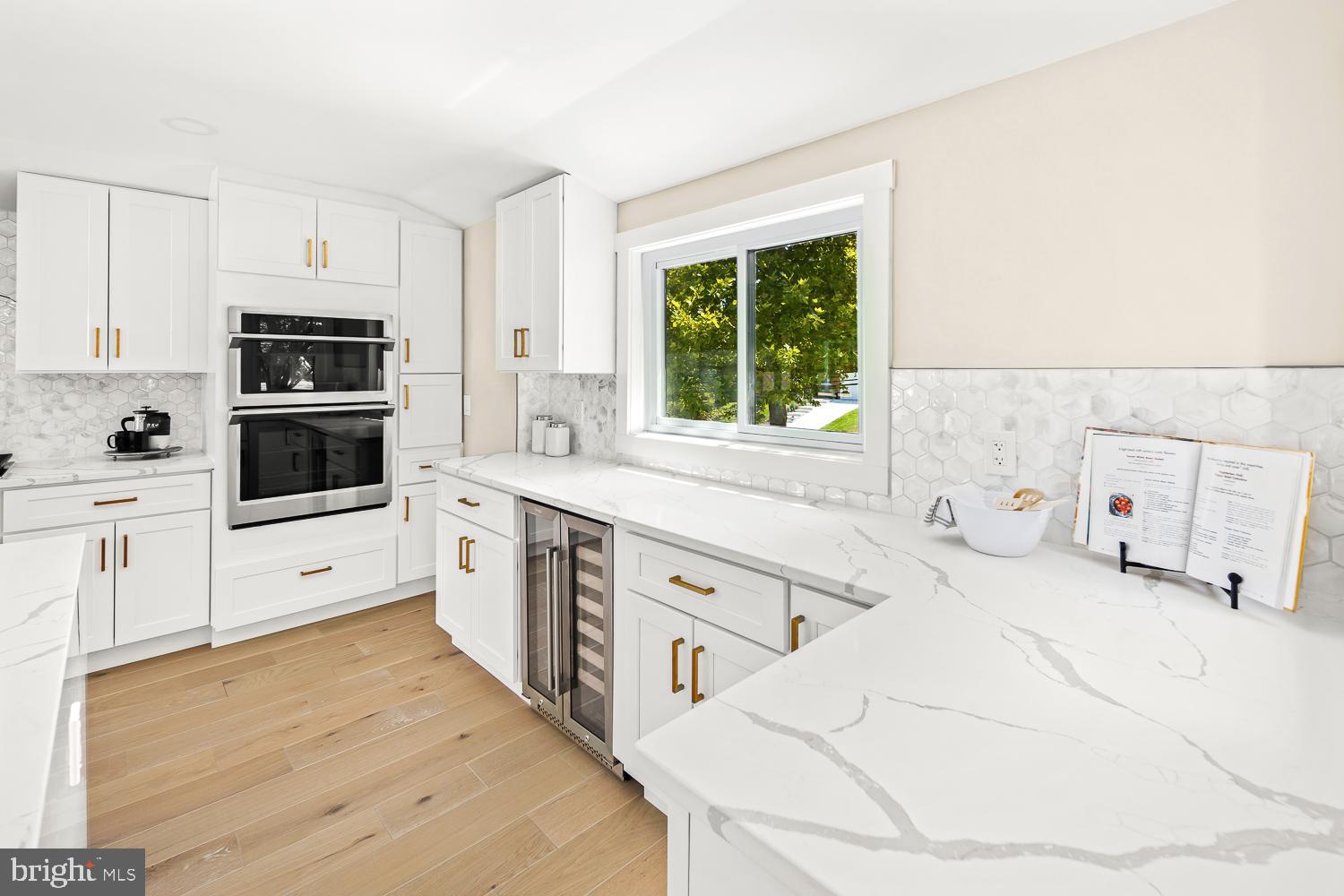 STRATFORD HILLS - Residential