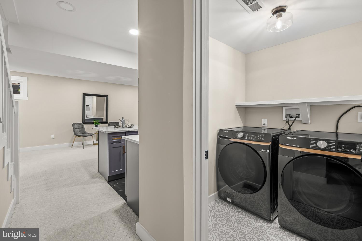 STRATFORD HILLS - Residential