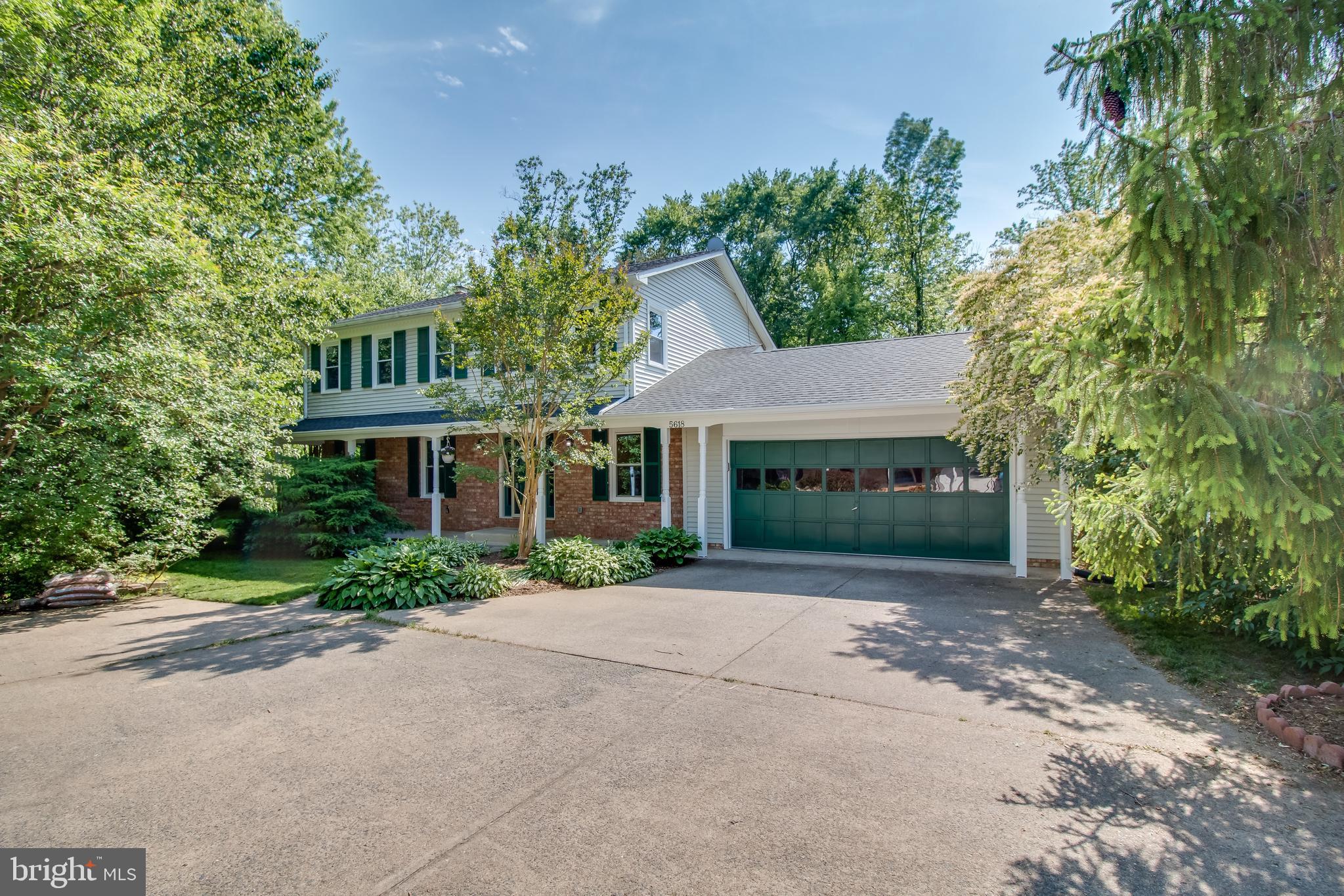 SIGNAL HILL - Residential Lease