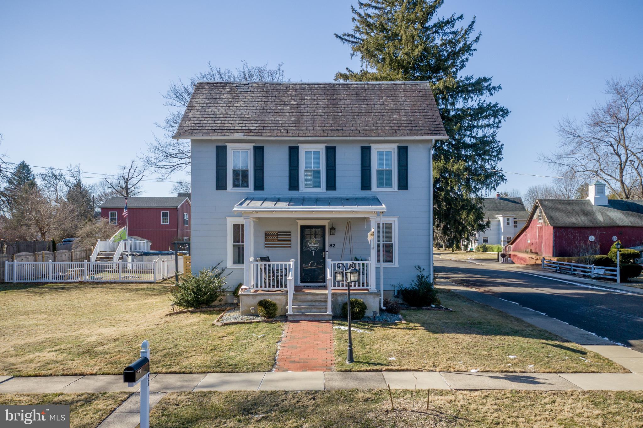 IVY MEADOWS - Residential