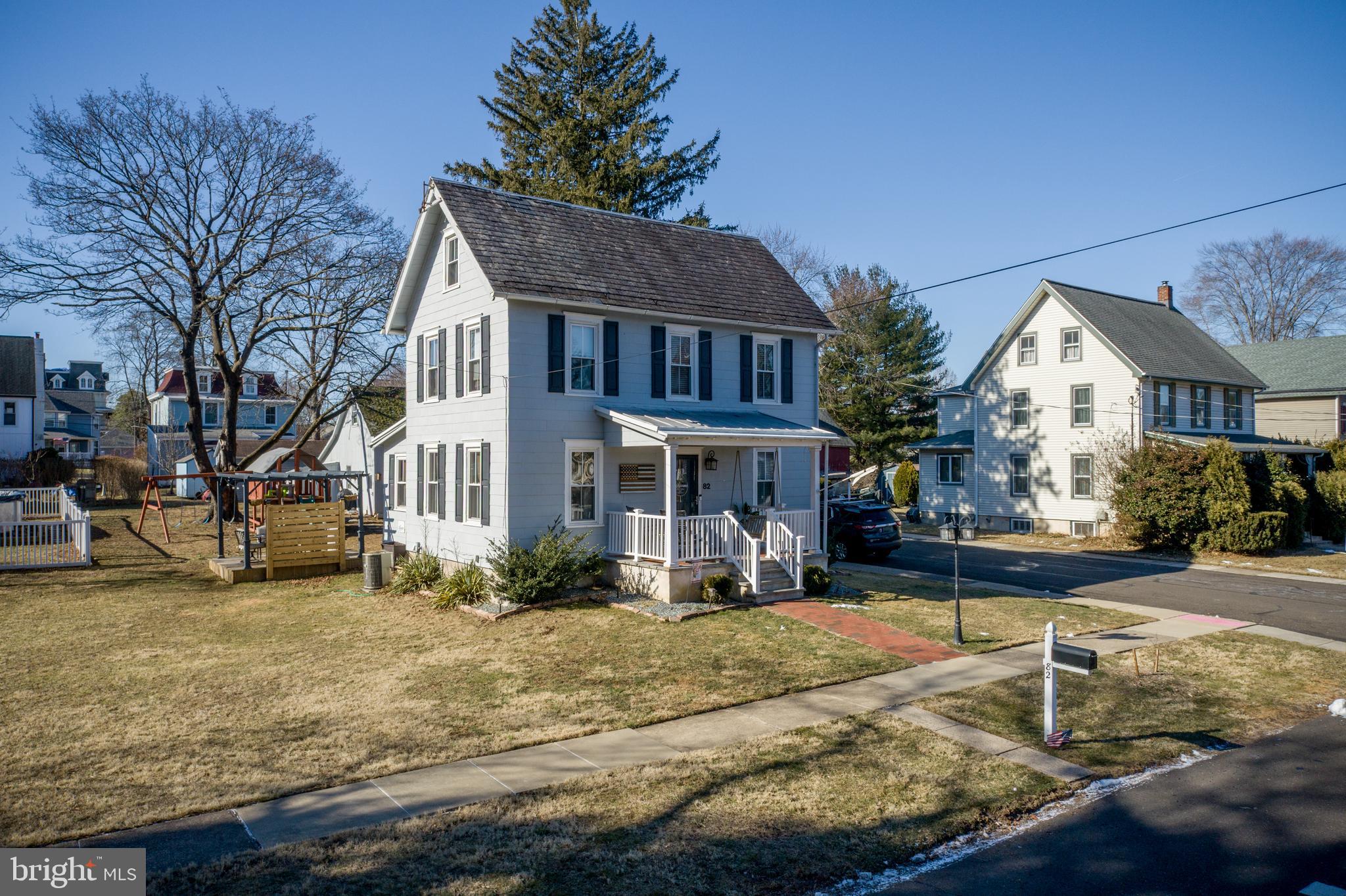 IVY MEADOWS - Residential