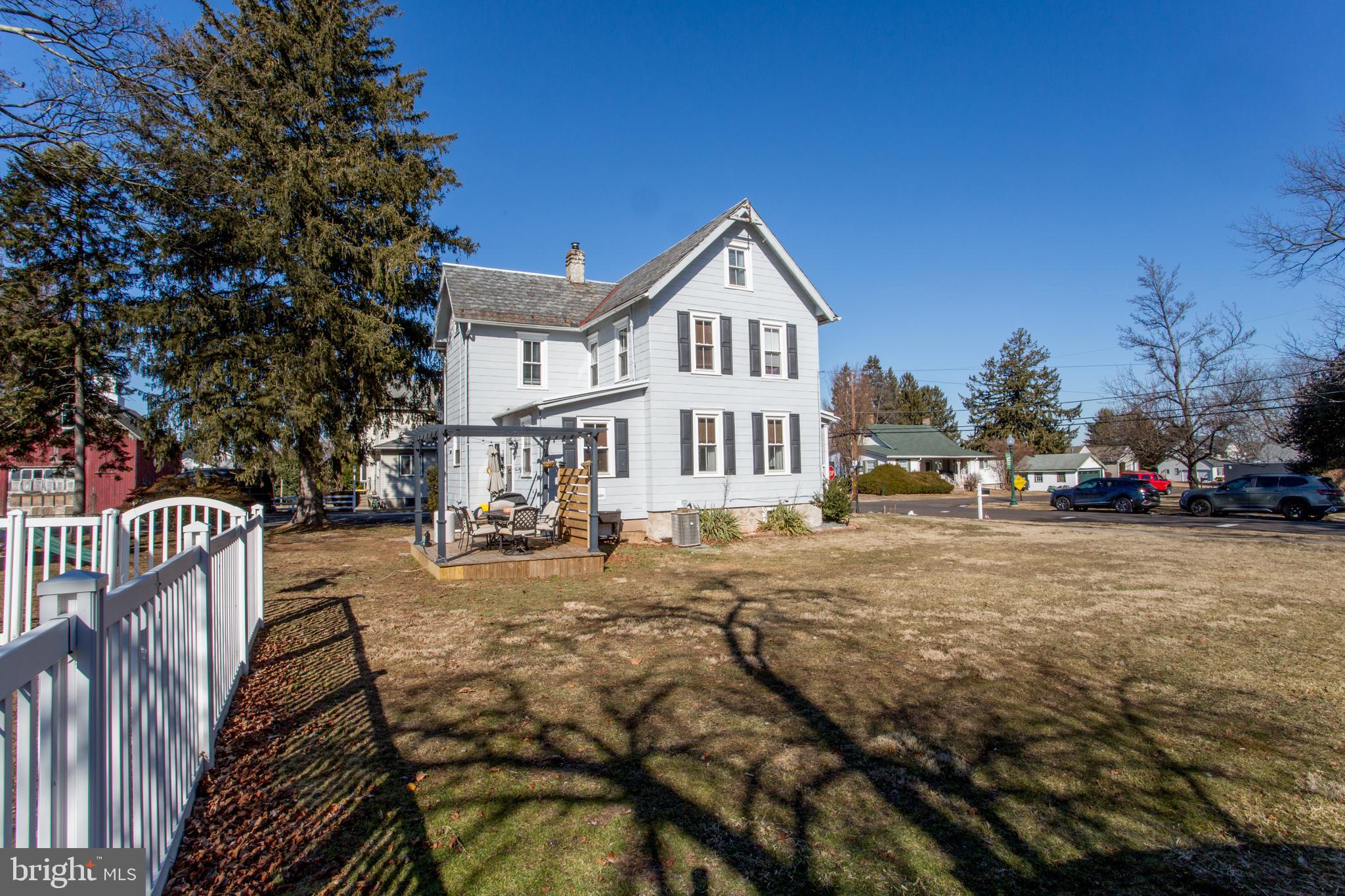 IVY MEADOWS - Residential