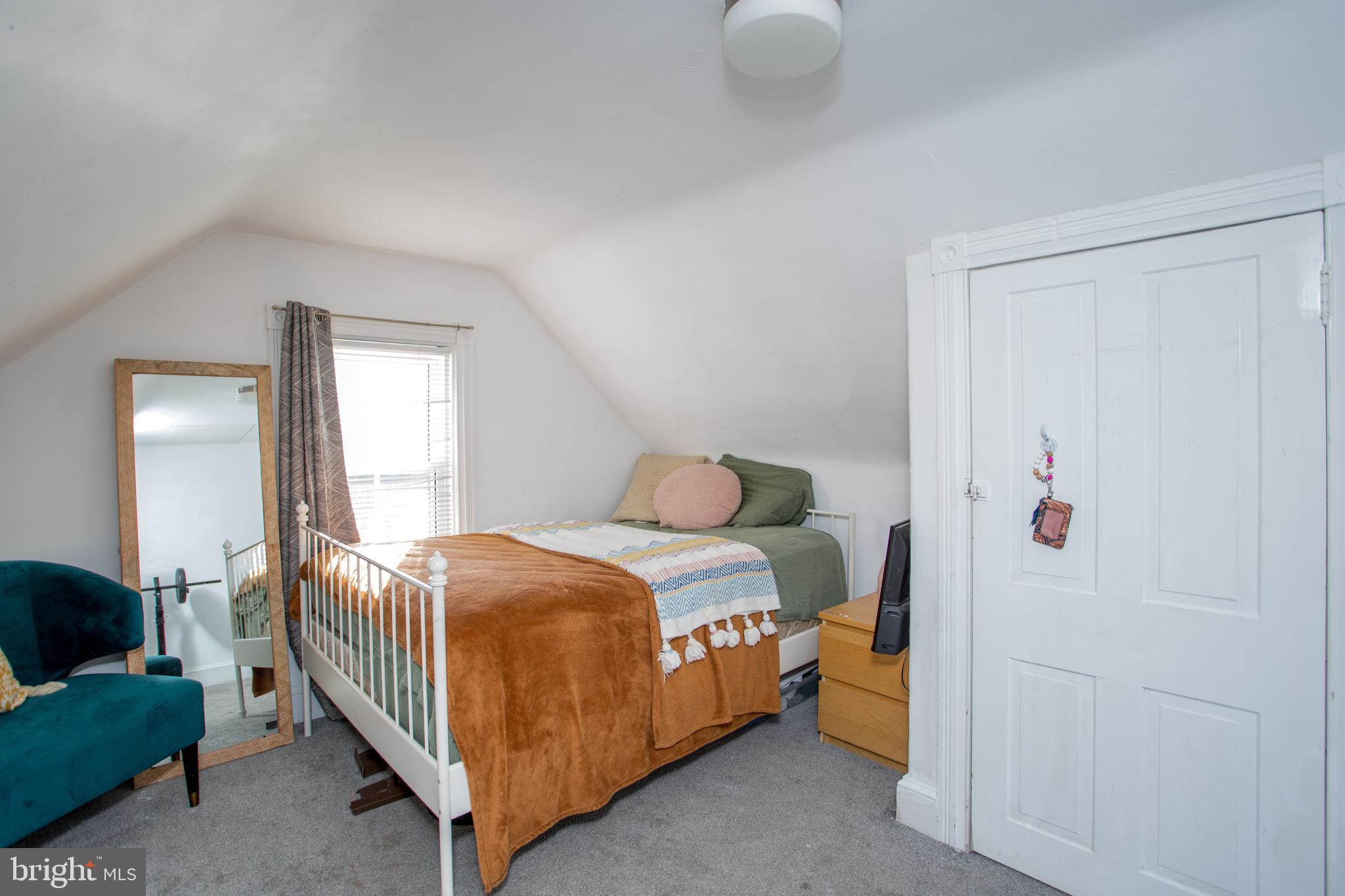 IVY MEADOWS - Residential