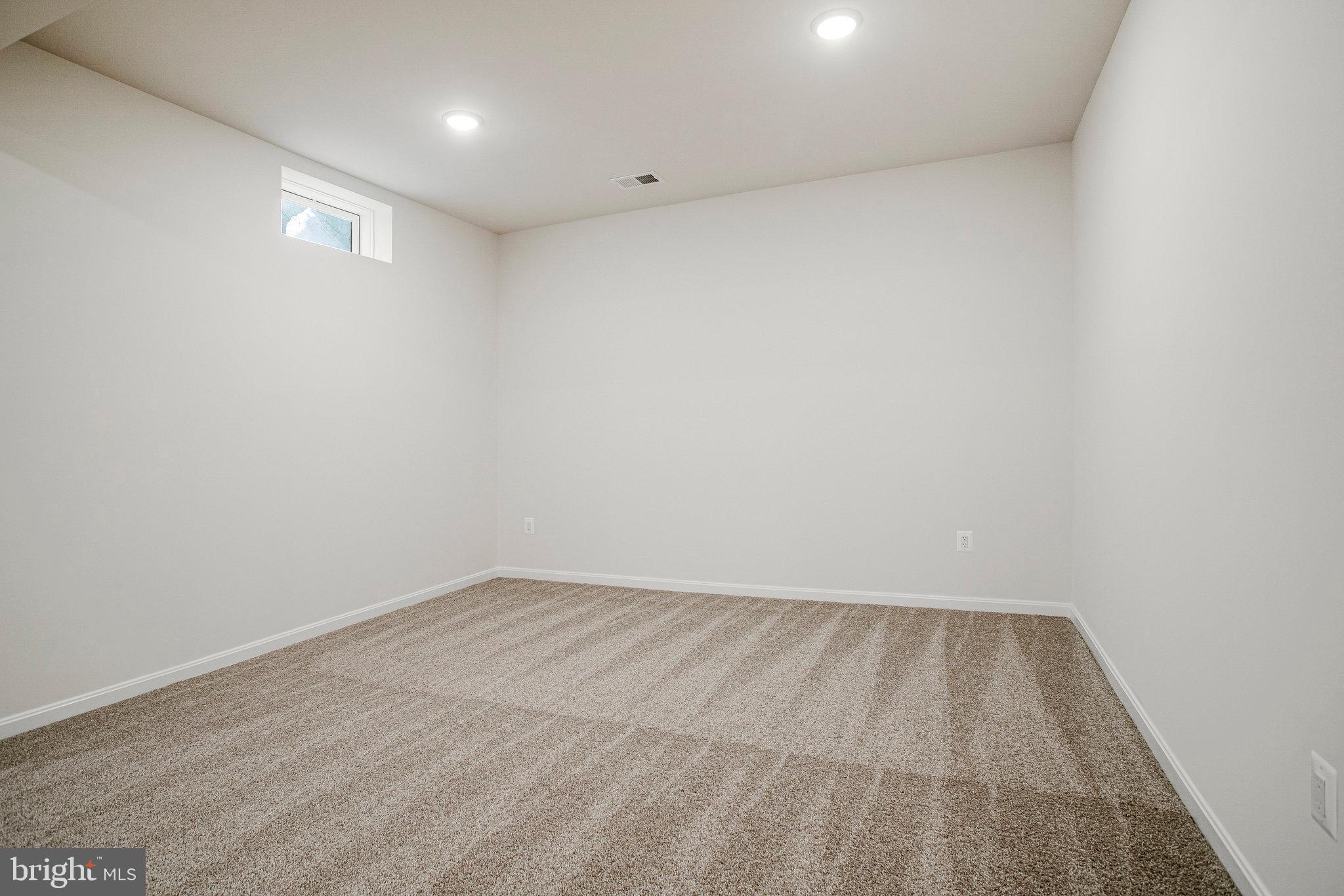 ROBERTS CROSSING - Residential