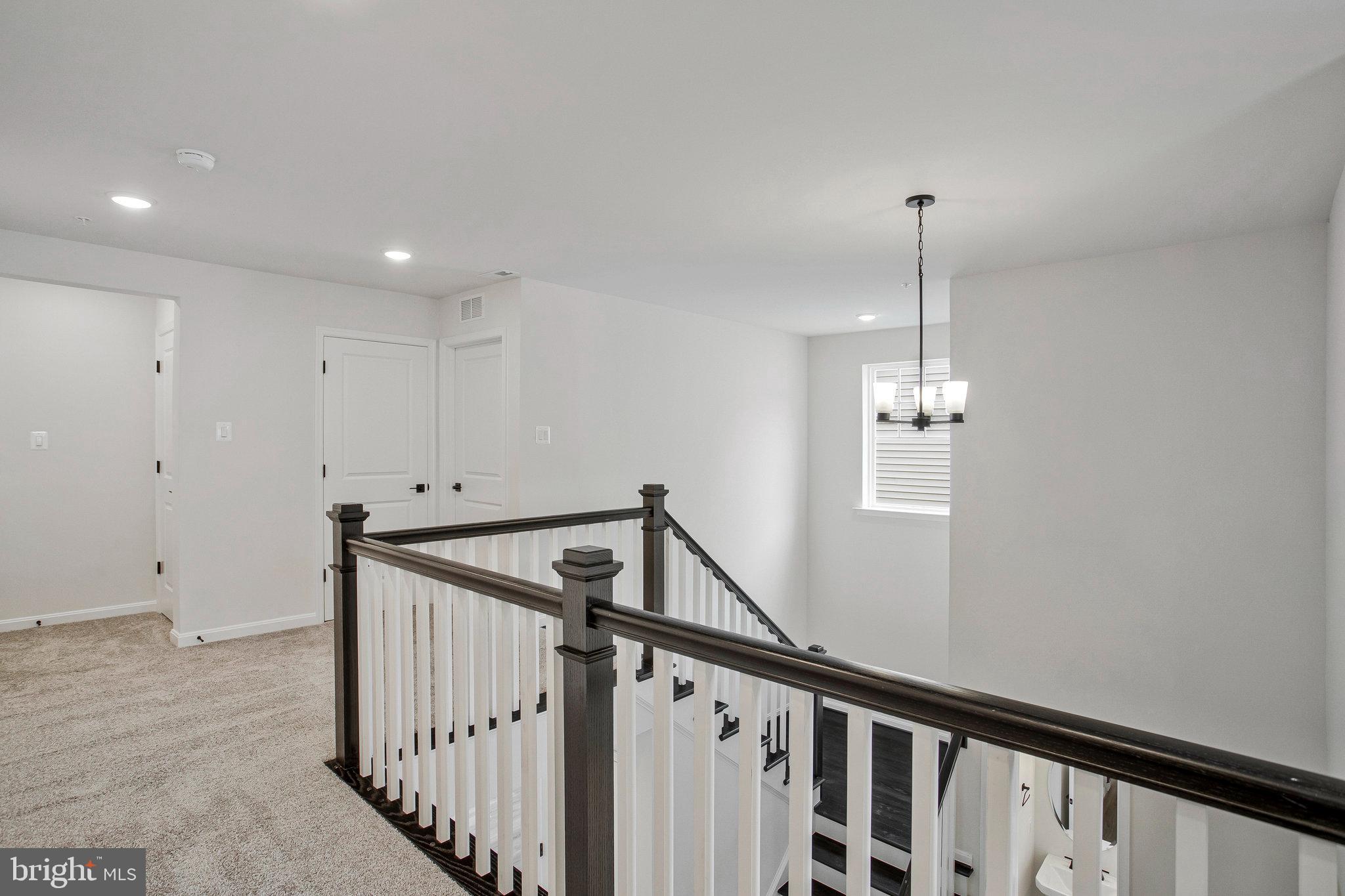 ROBERTS CROSSING - Residential