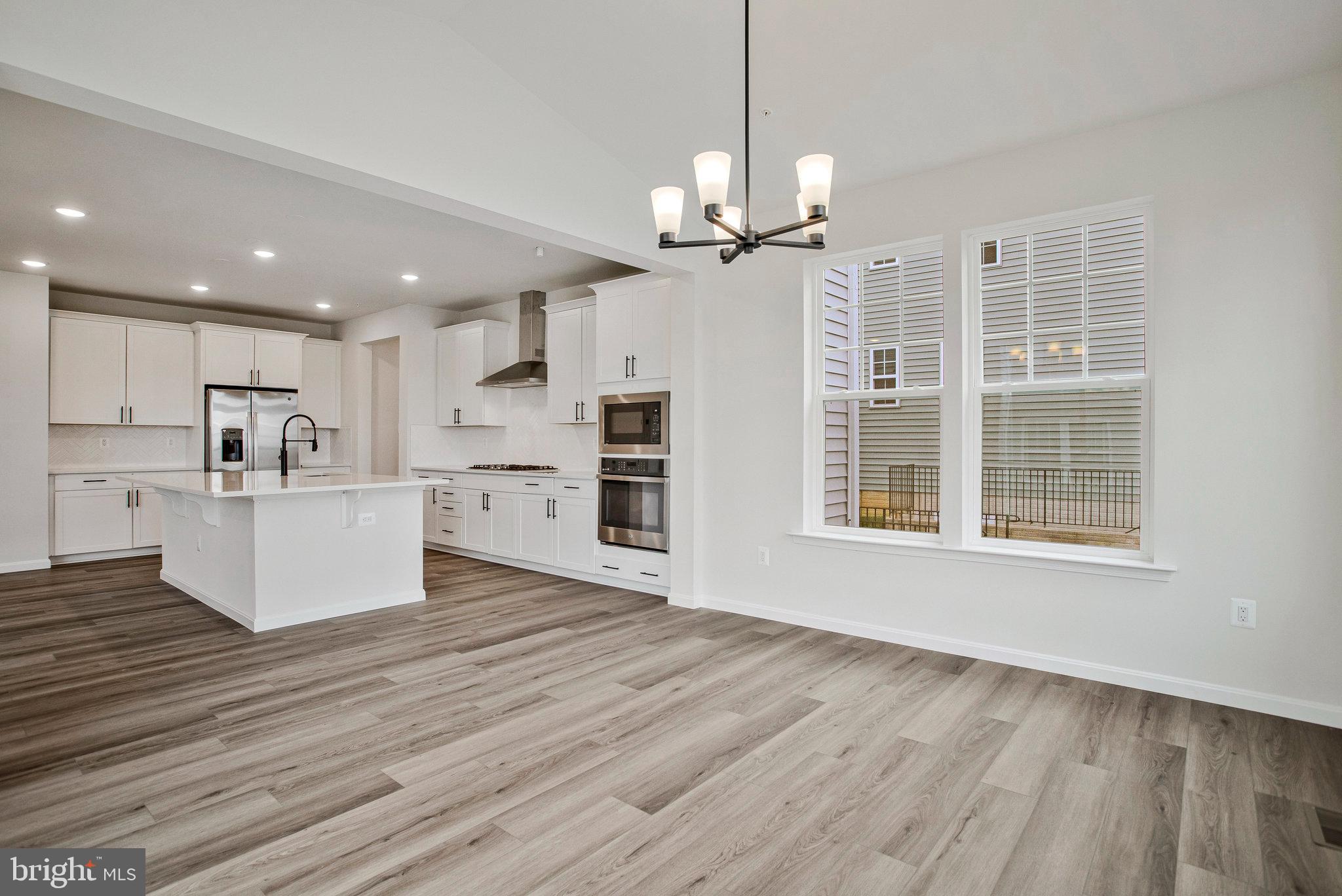ROBERTS CROSSING - Residential