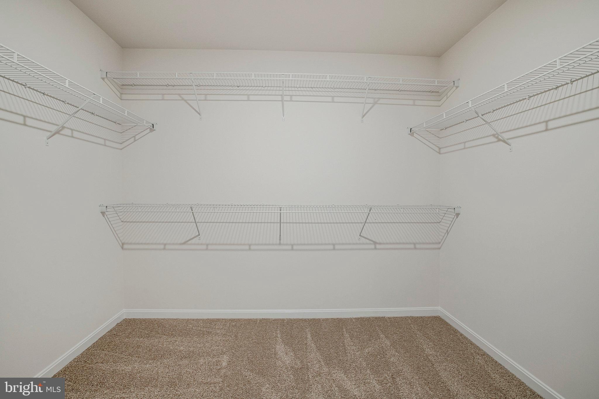 ROBERTS CROSSING - Residential