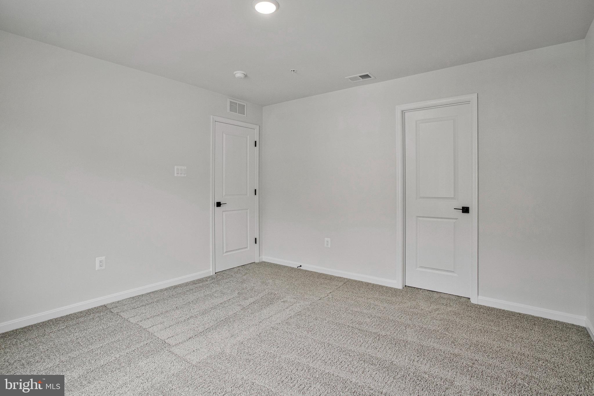 ROBERTS CROSSING - Residential