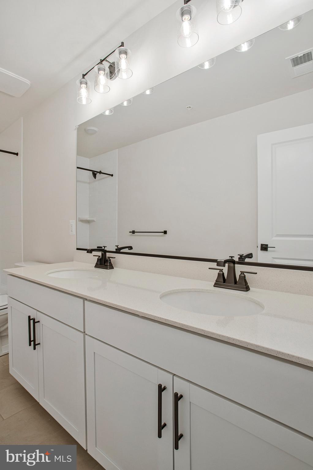 ROBERTS CROSSING - Residential