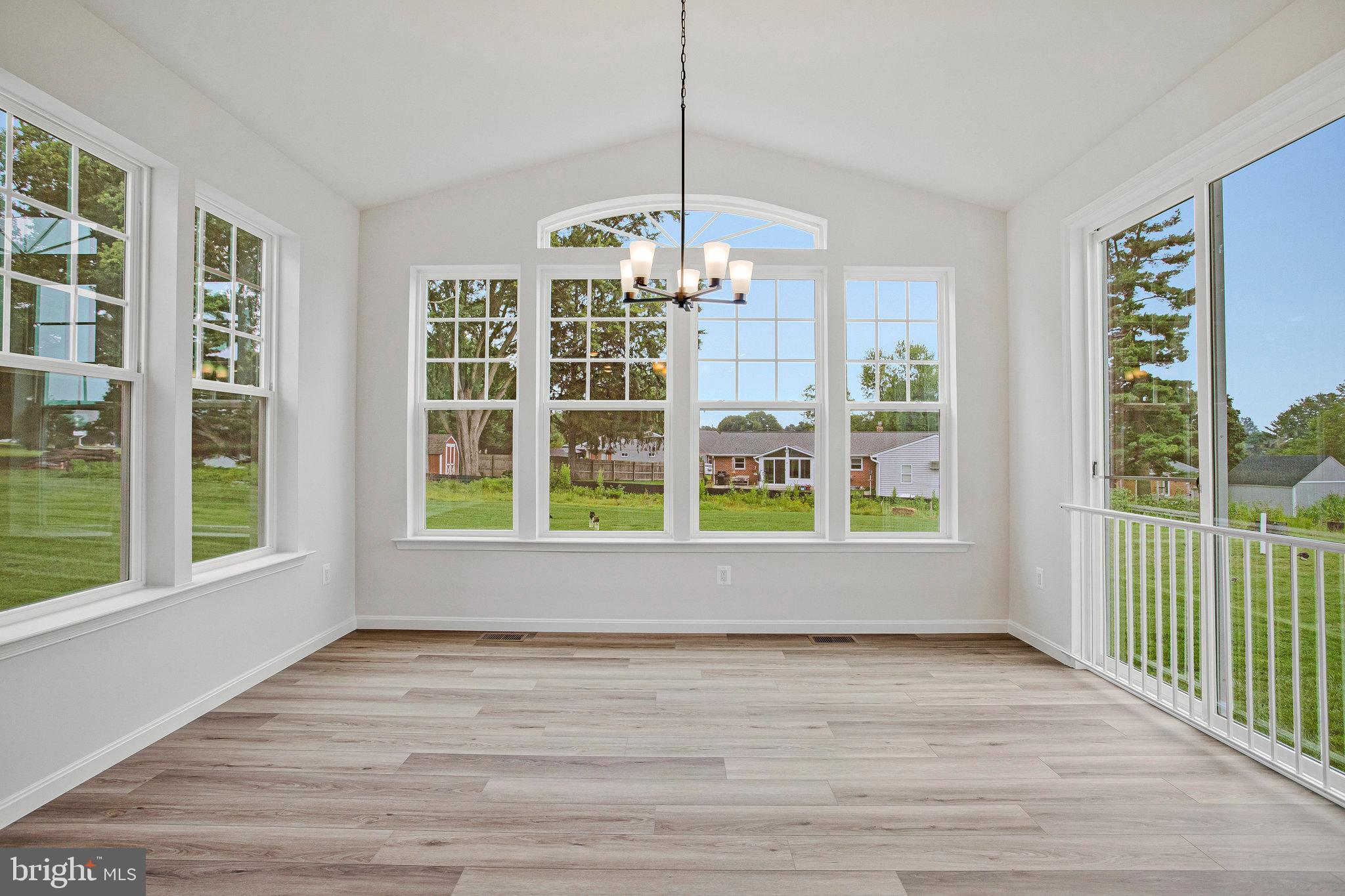 ROBERTS CROSSING - Residential