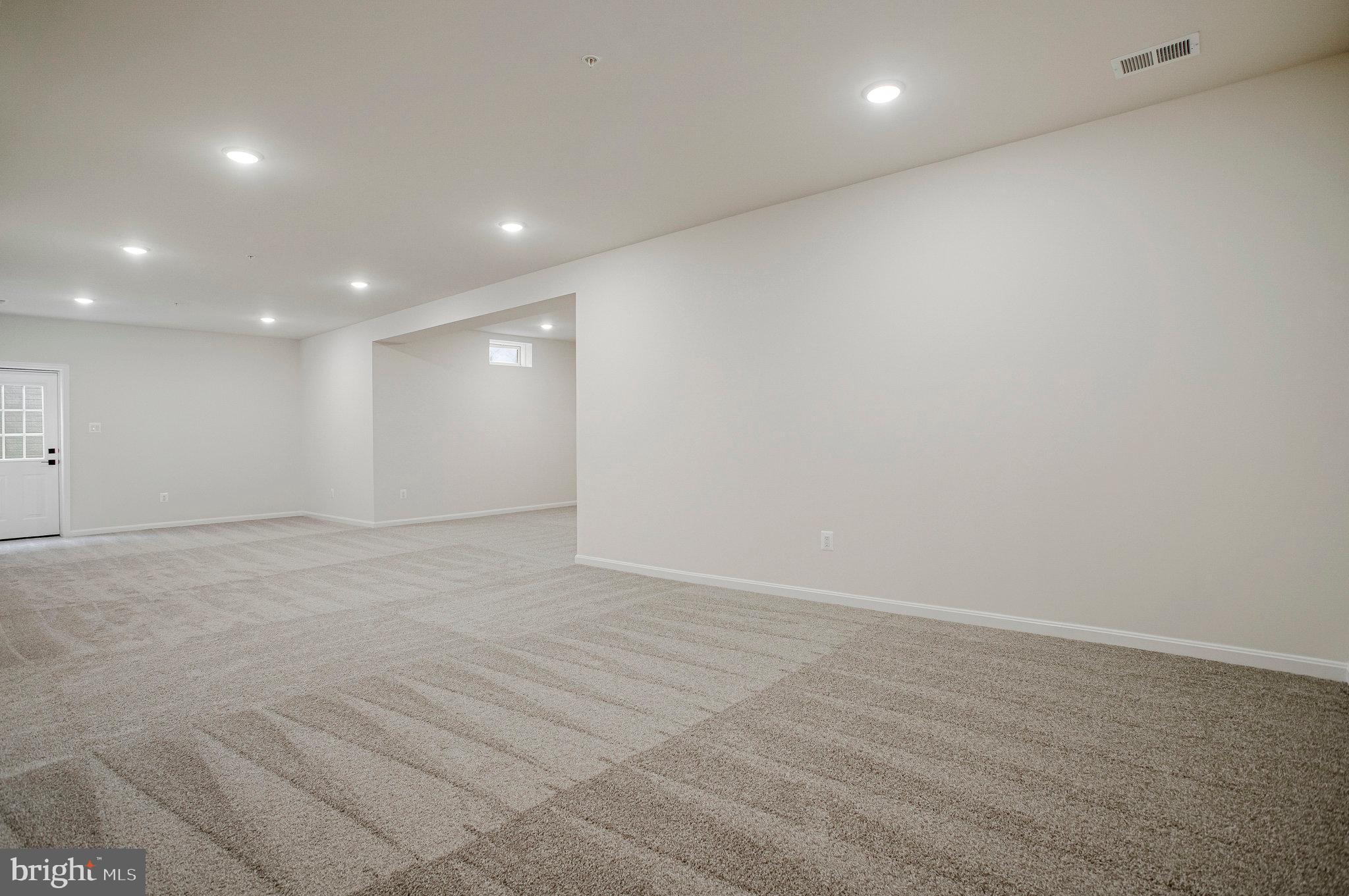 ROBERTS CROSSING - Residential