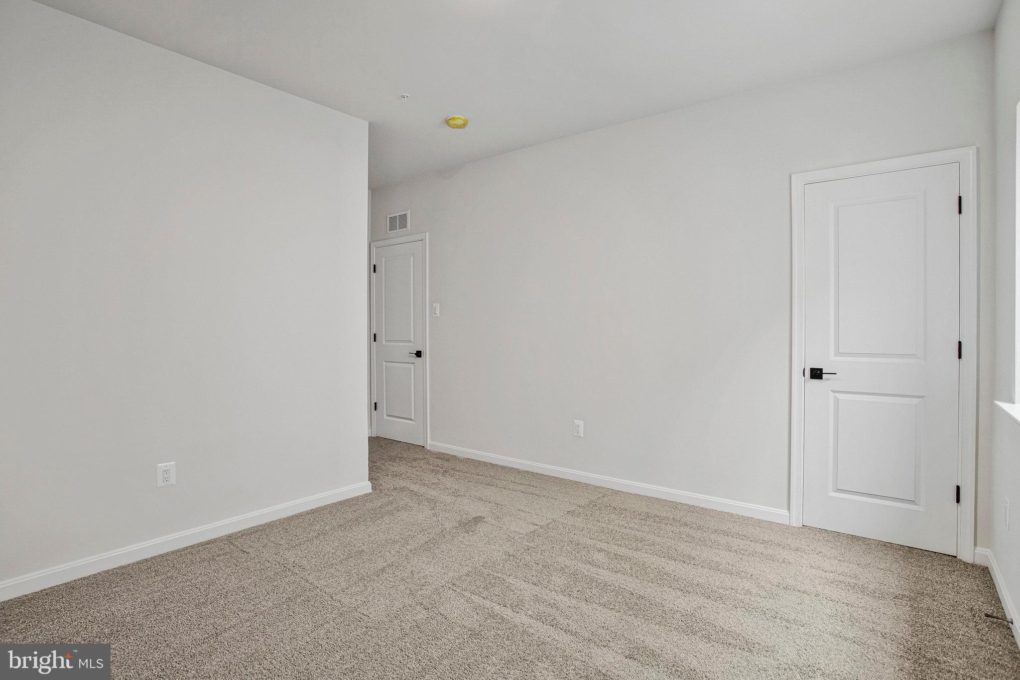 ROBERTS CROSSING - Residential