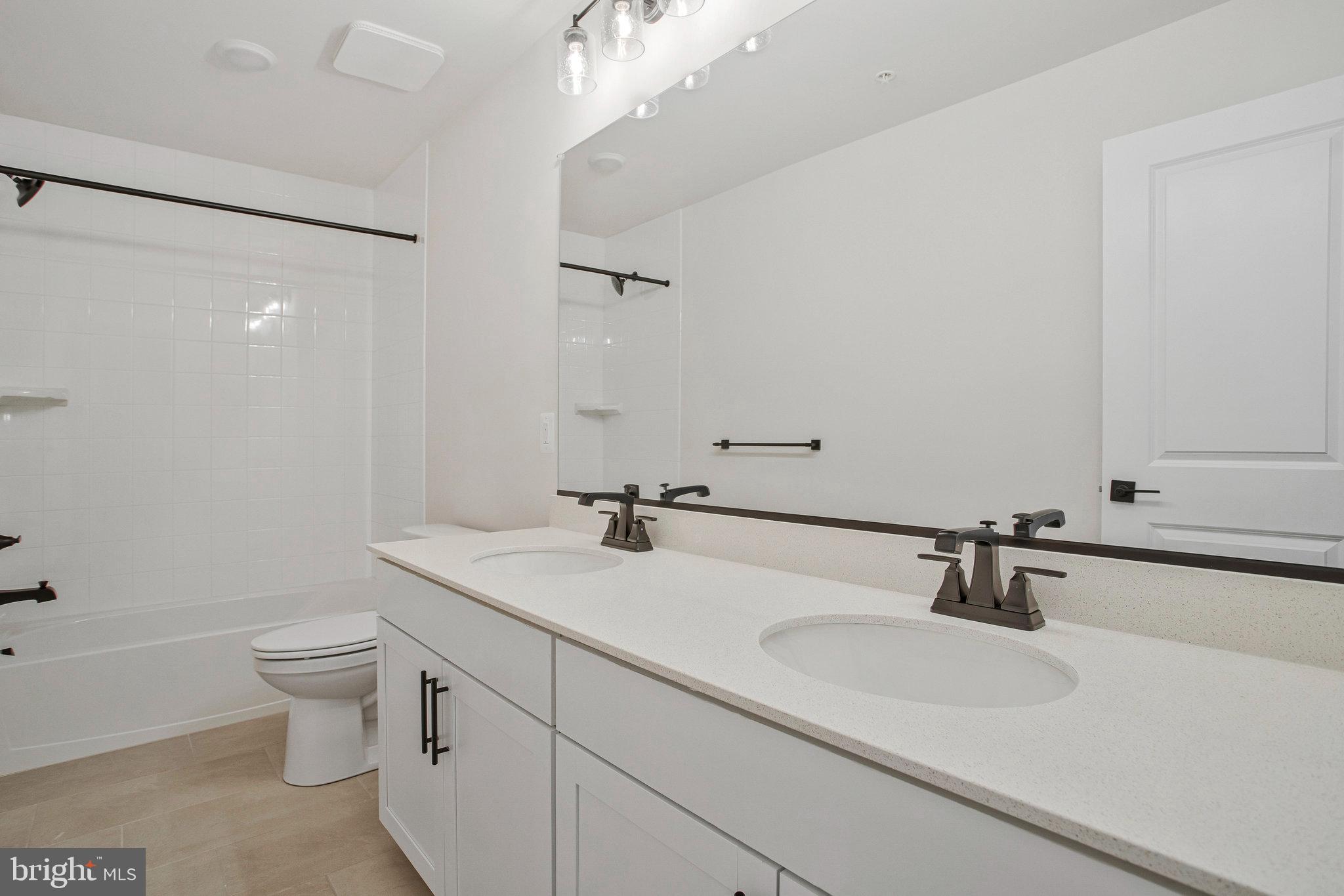 ROBERTS CROSSING - Residential