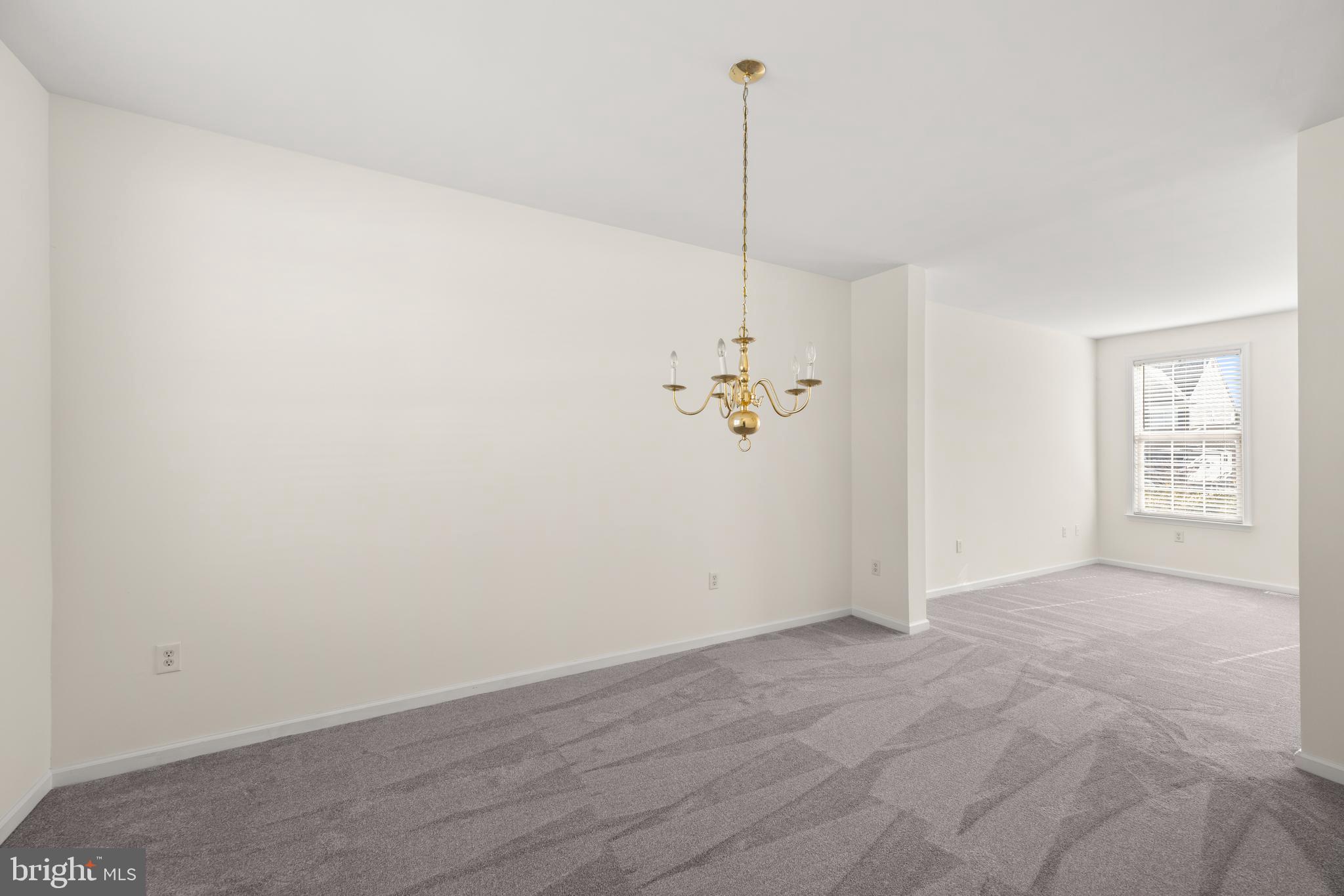 JONATHANS LANDING - Residential