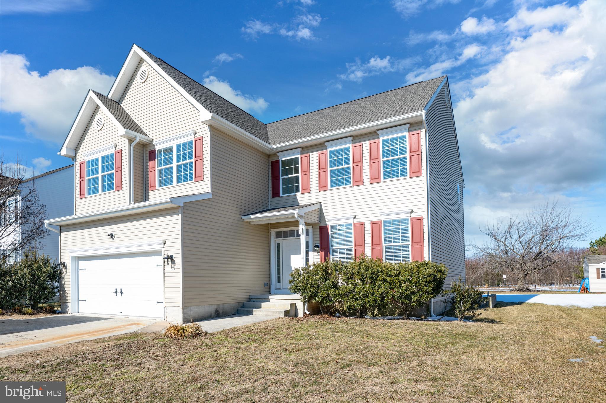 JONATHANS LANDING - Residential