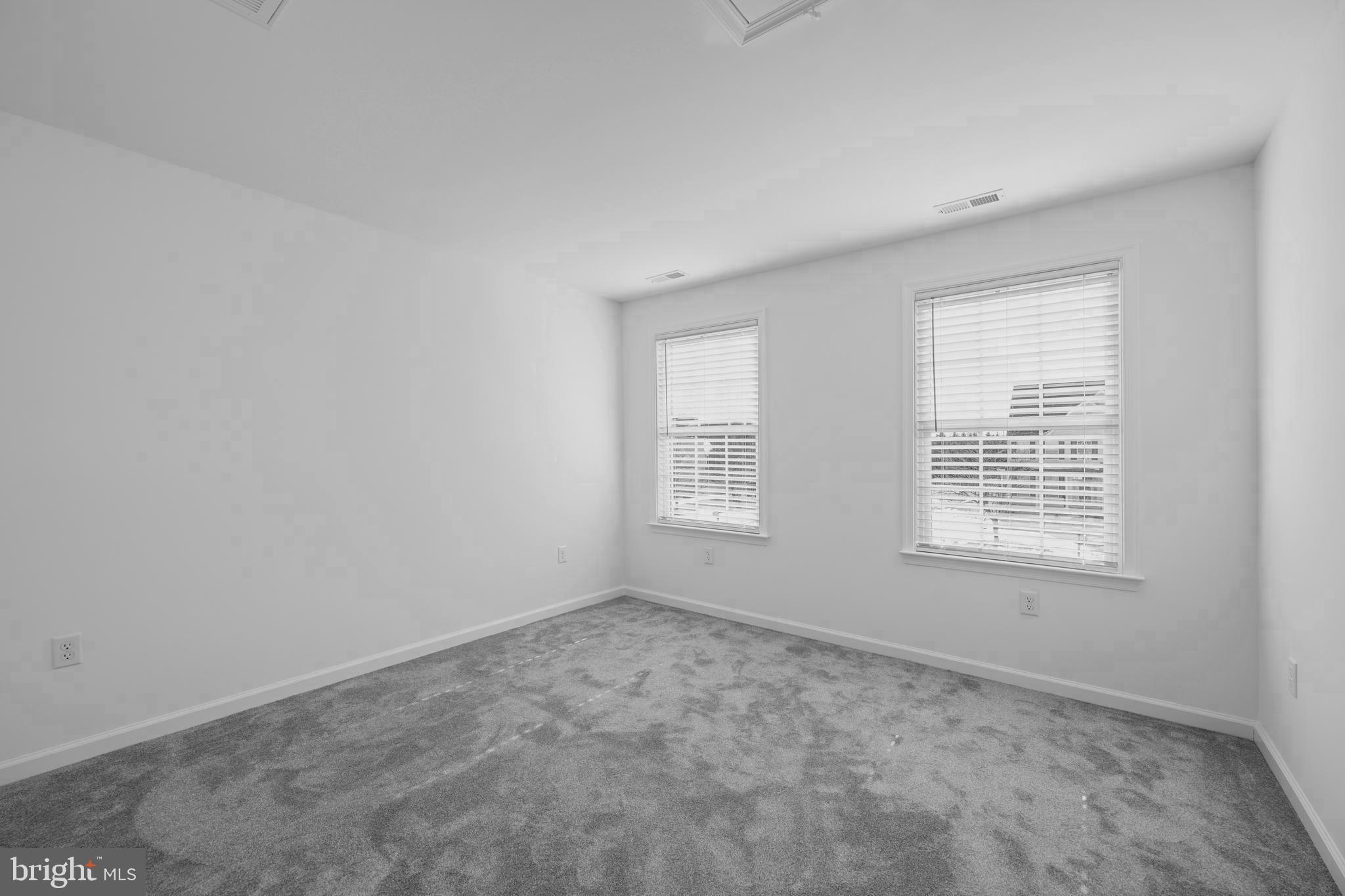 JONATHANS LANDING - Residential