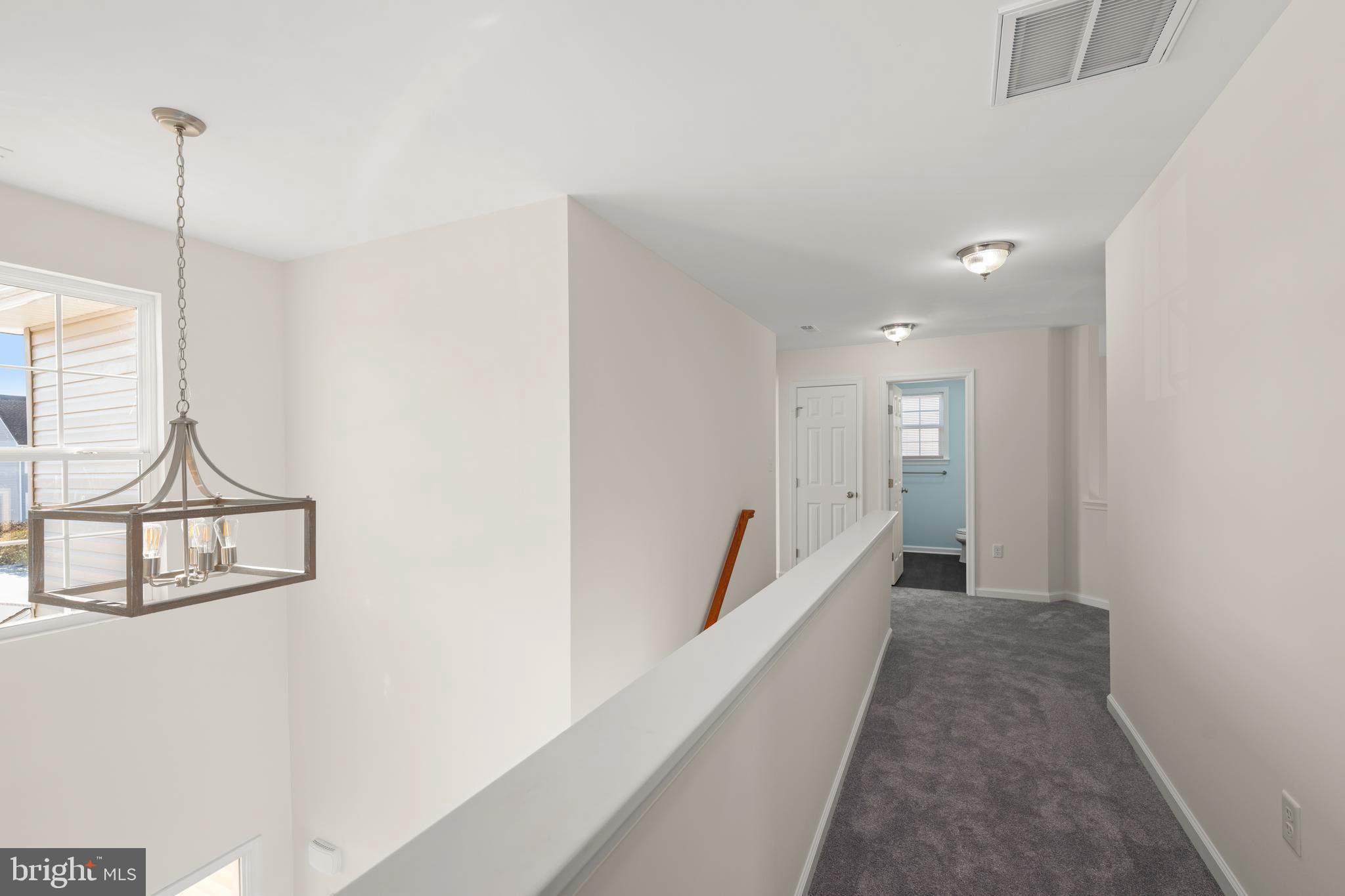 JONATHANS LANDING - Residential