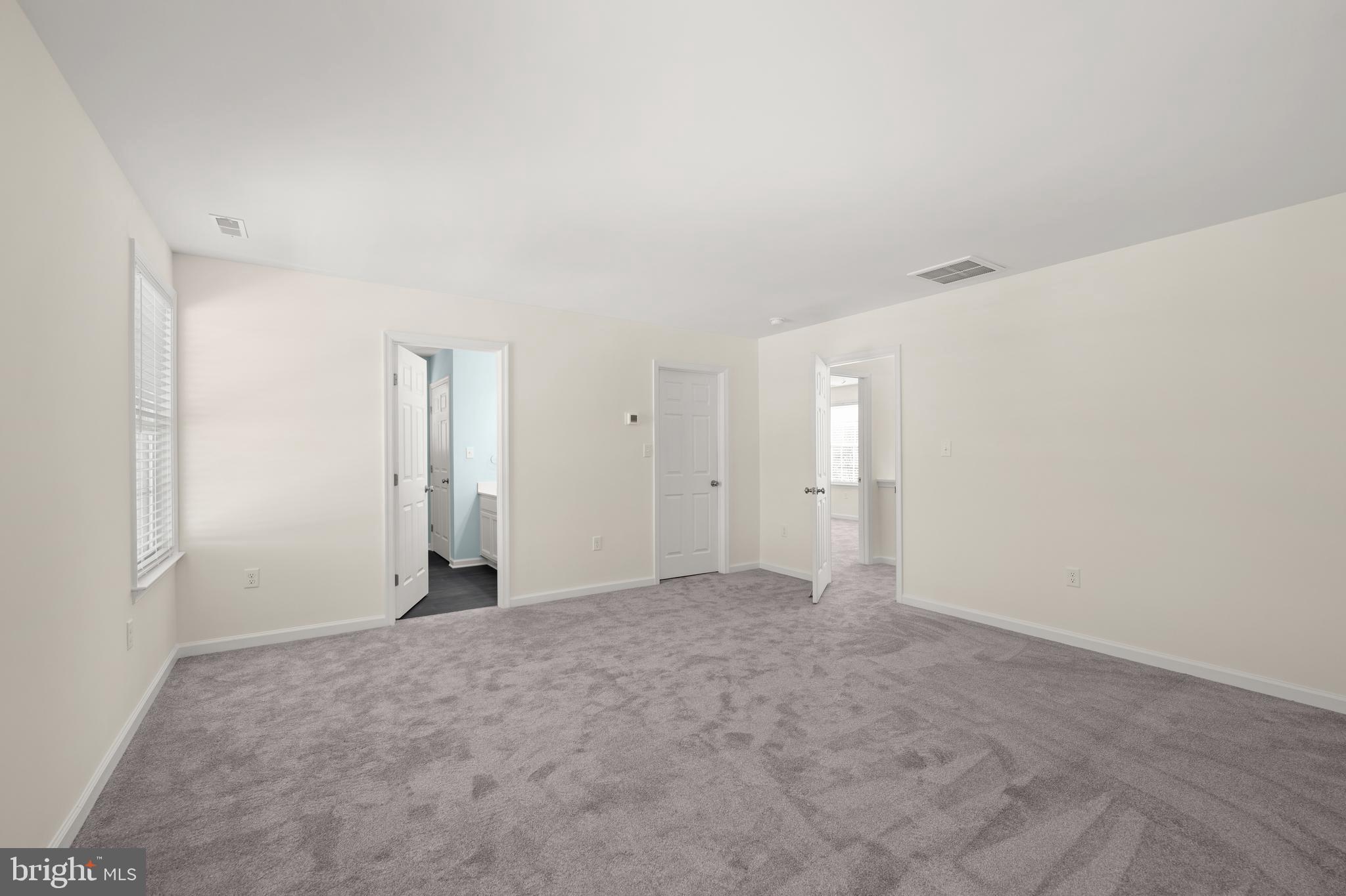 JONATHANS LANDING - Residential