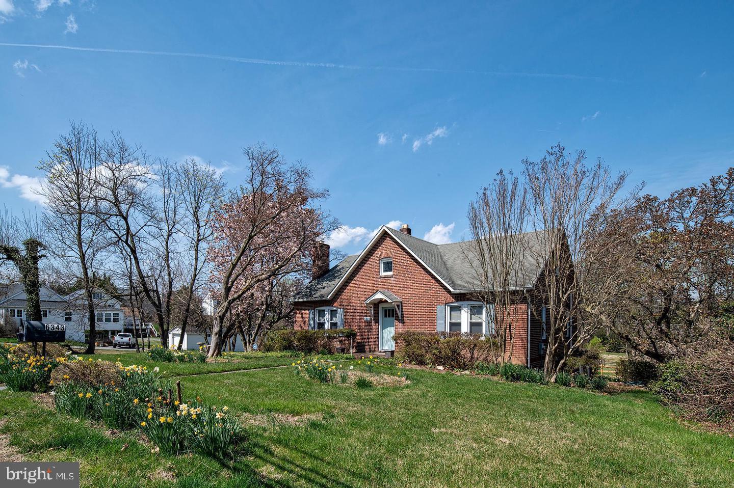 6343 MONTGOMERY ROAD