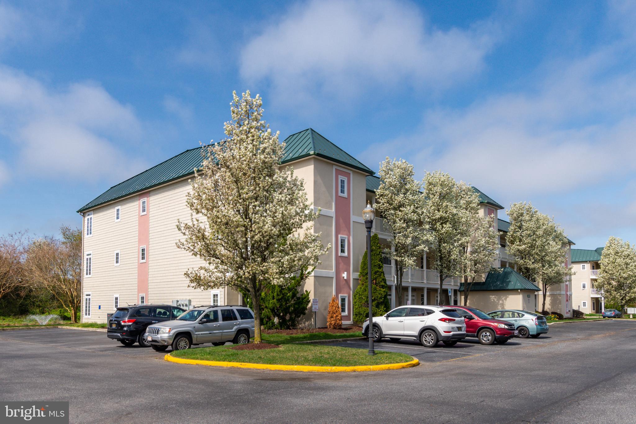 SUMMERLYN - Residential