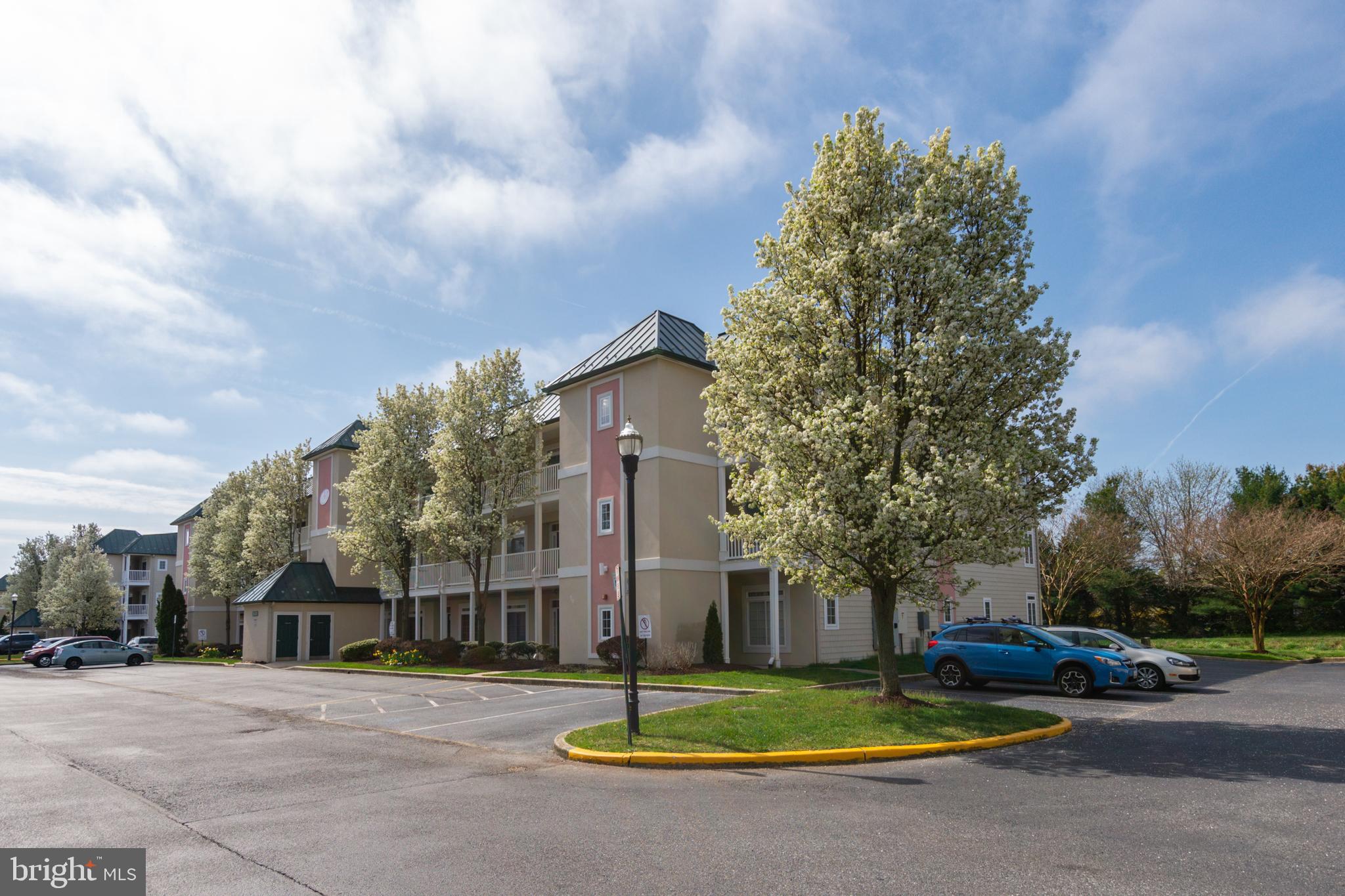 SUMMERLYN - Residential