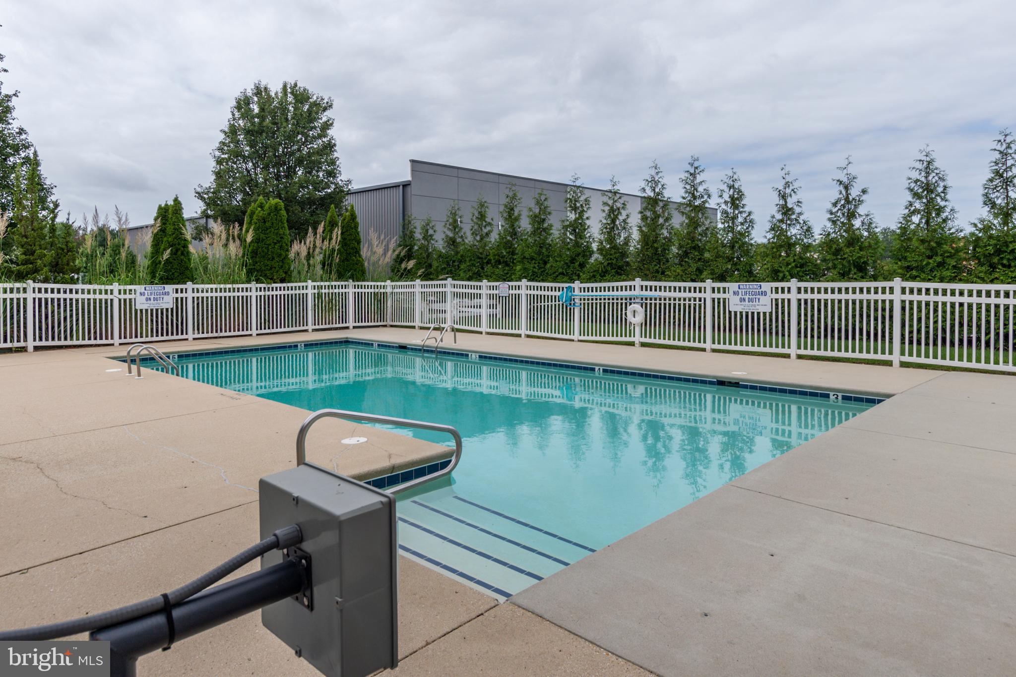 SUMMERLYN - Residential