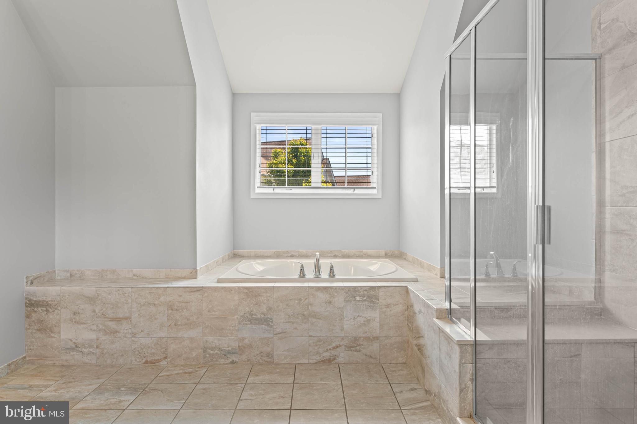 LISETER - Residential