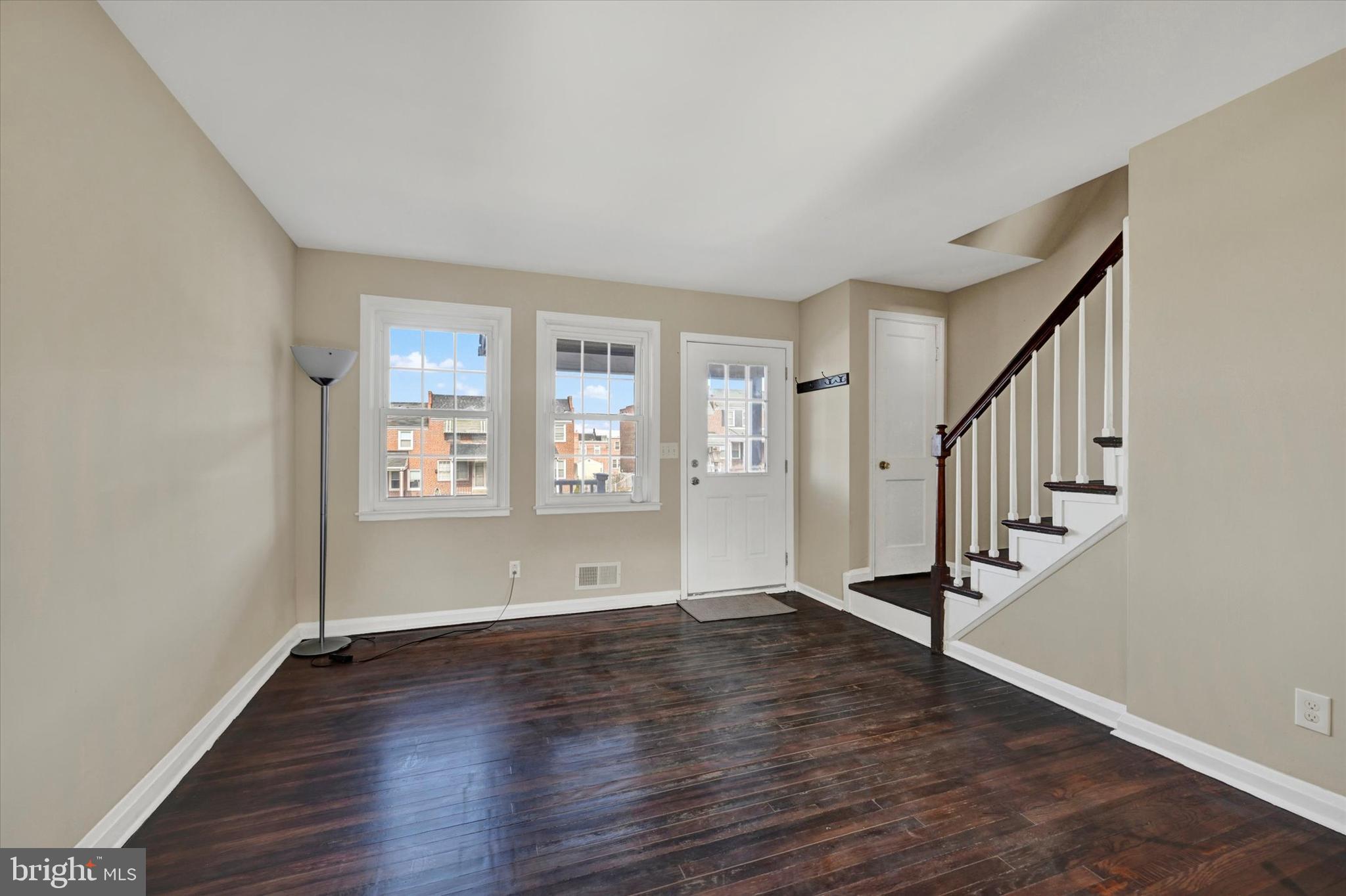 EASTWOOD - Residential