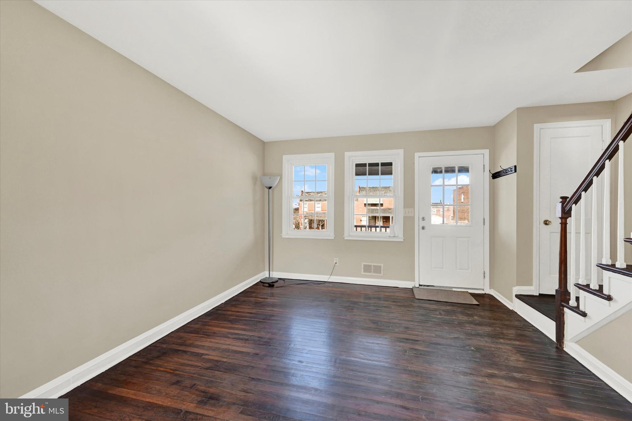 EASTWOOD - Residential