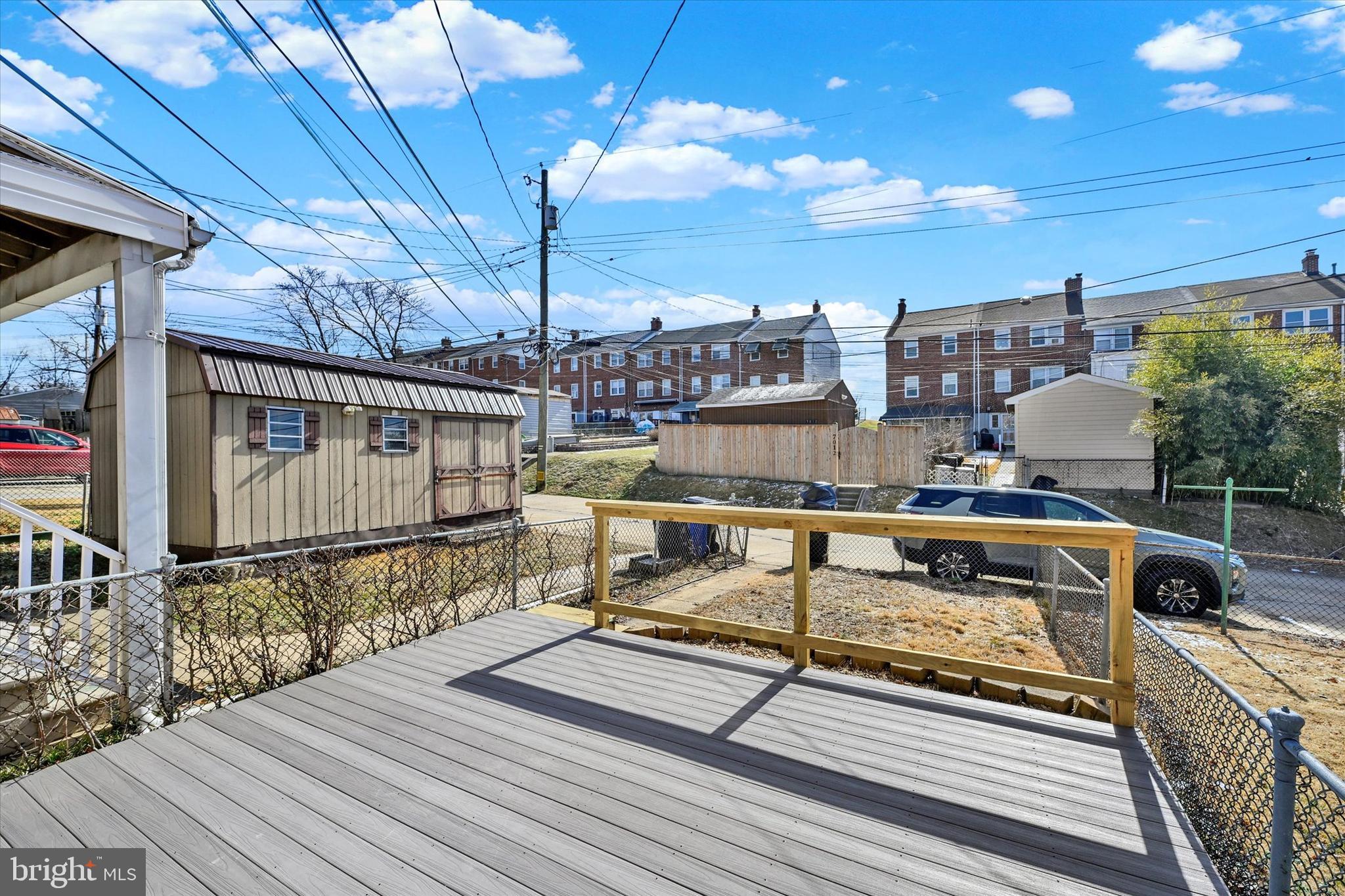 EASTWOOD - Residential